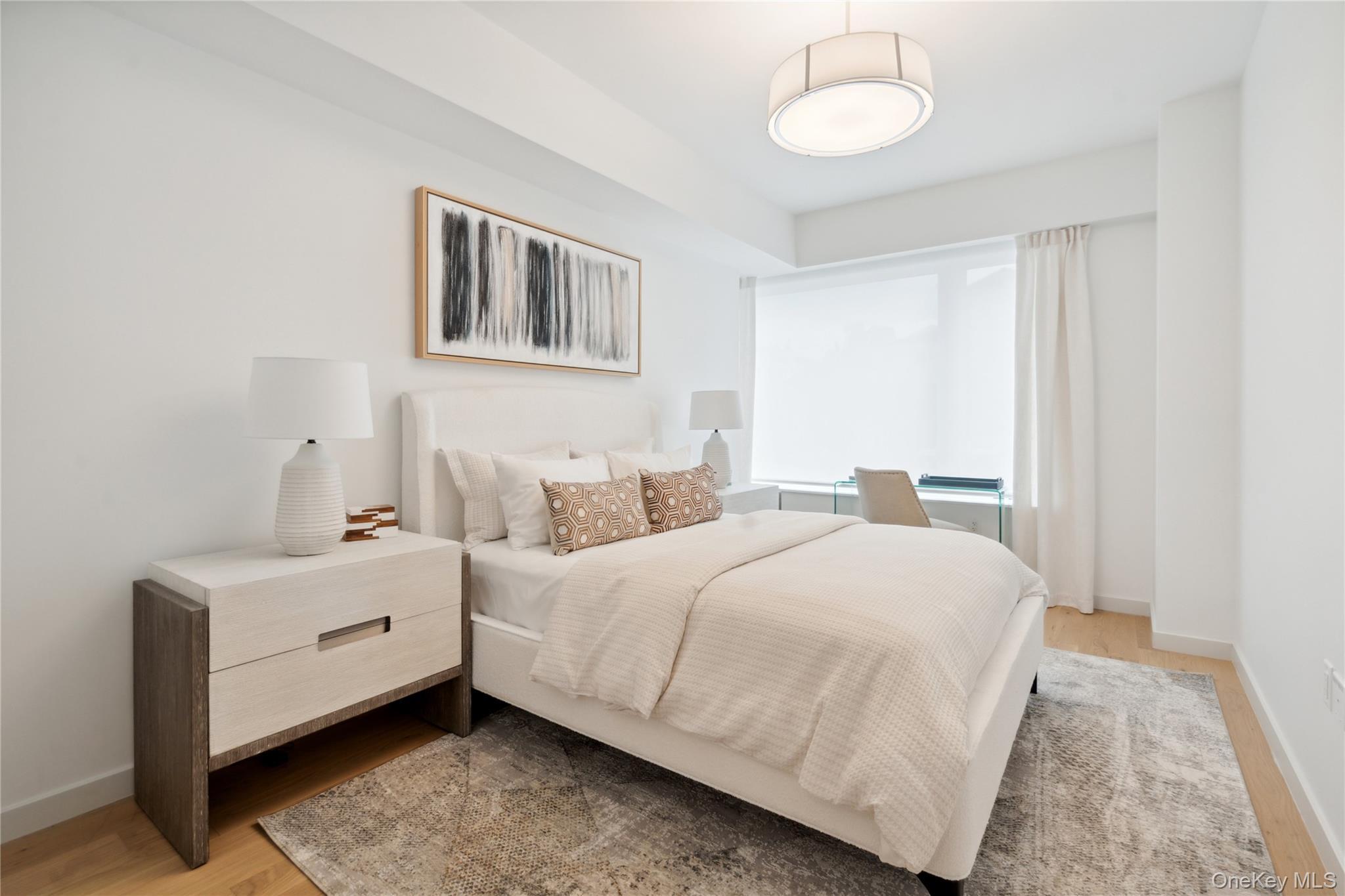 Condo Middle Neck  Nassau County, NY 11021, MLS-808510-19