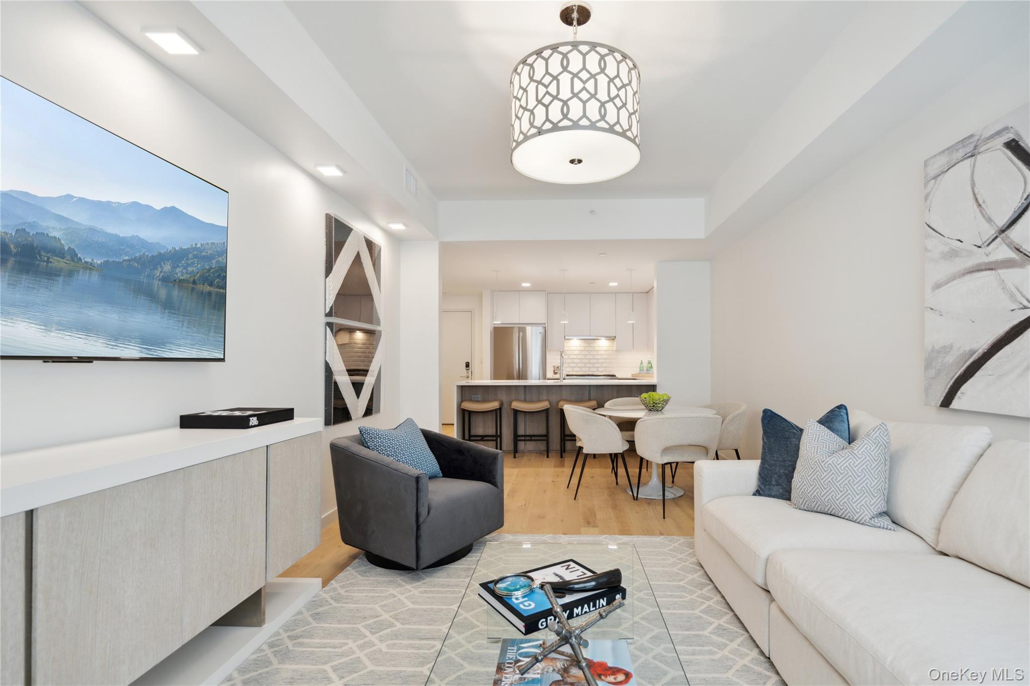 Condo Middle Neck  Nassau County, NY 11021, MLS-808510-23