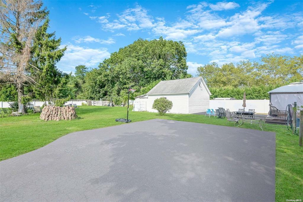 Single Family Barton  Suffolk County, NY 11772, MLS-808939-4