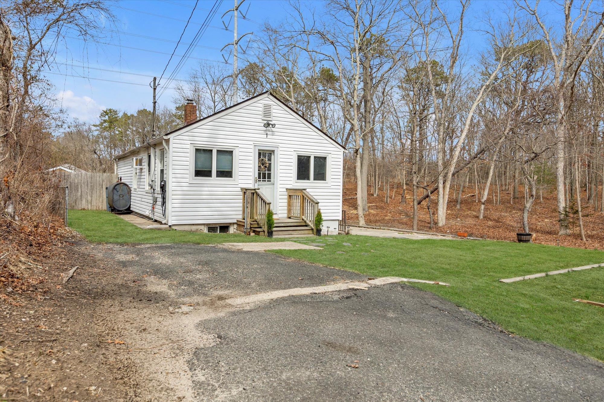 Single Family Rexmere  Suffolk County, NY 11738, MLS-808949-20