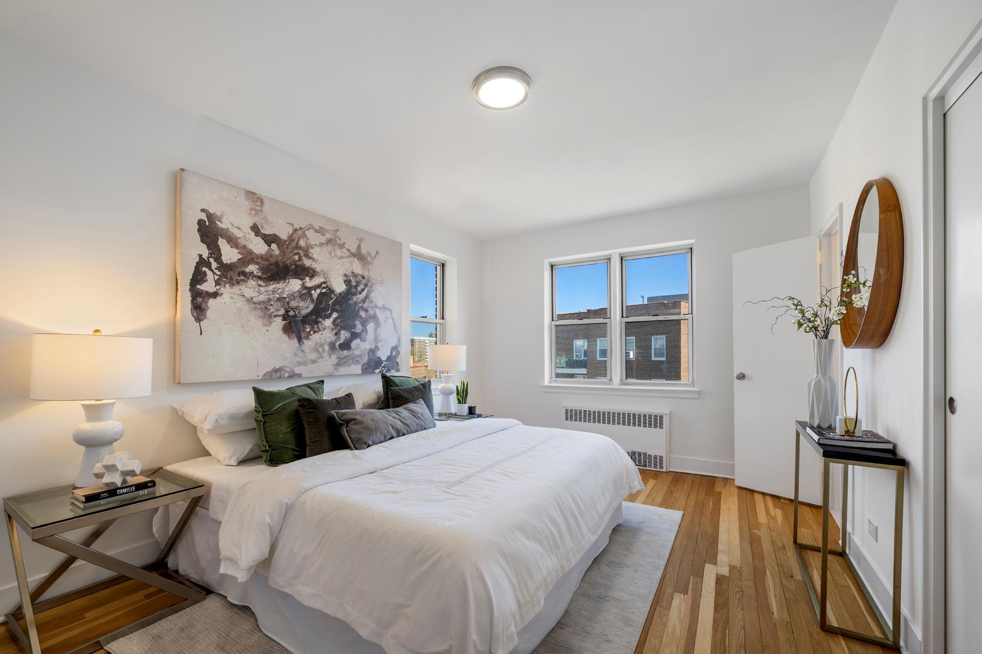 Coop Hudson Manor  Bronx, NY 10463, MLS-808954-5