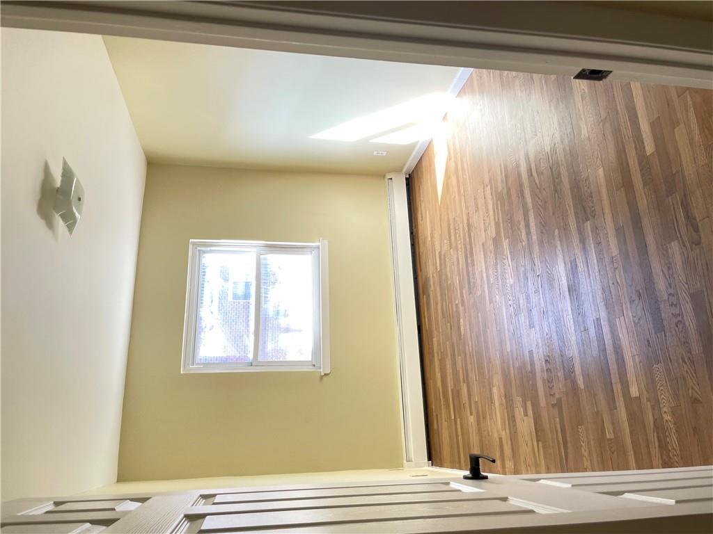 Apartment Ely  Bronx, NY 10469, MLS-809031-10