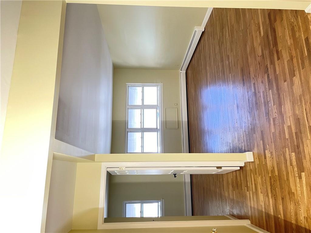 Apartment Ely  Bronx, NY 10469, MLS-809031-2