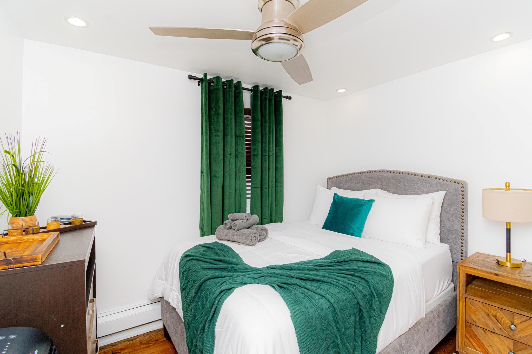 Single Family Bradford  Brooklyn, NY 11207, MLS-809086-26