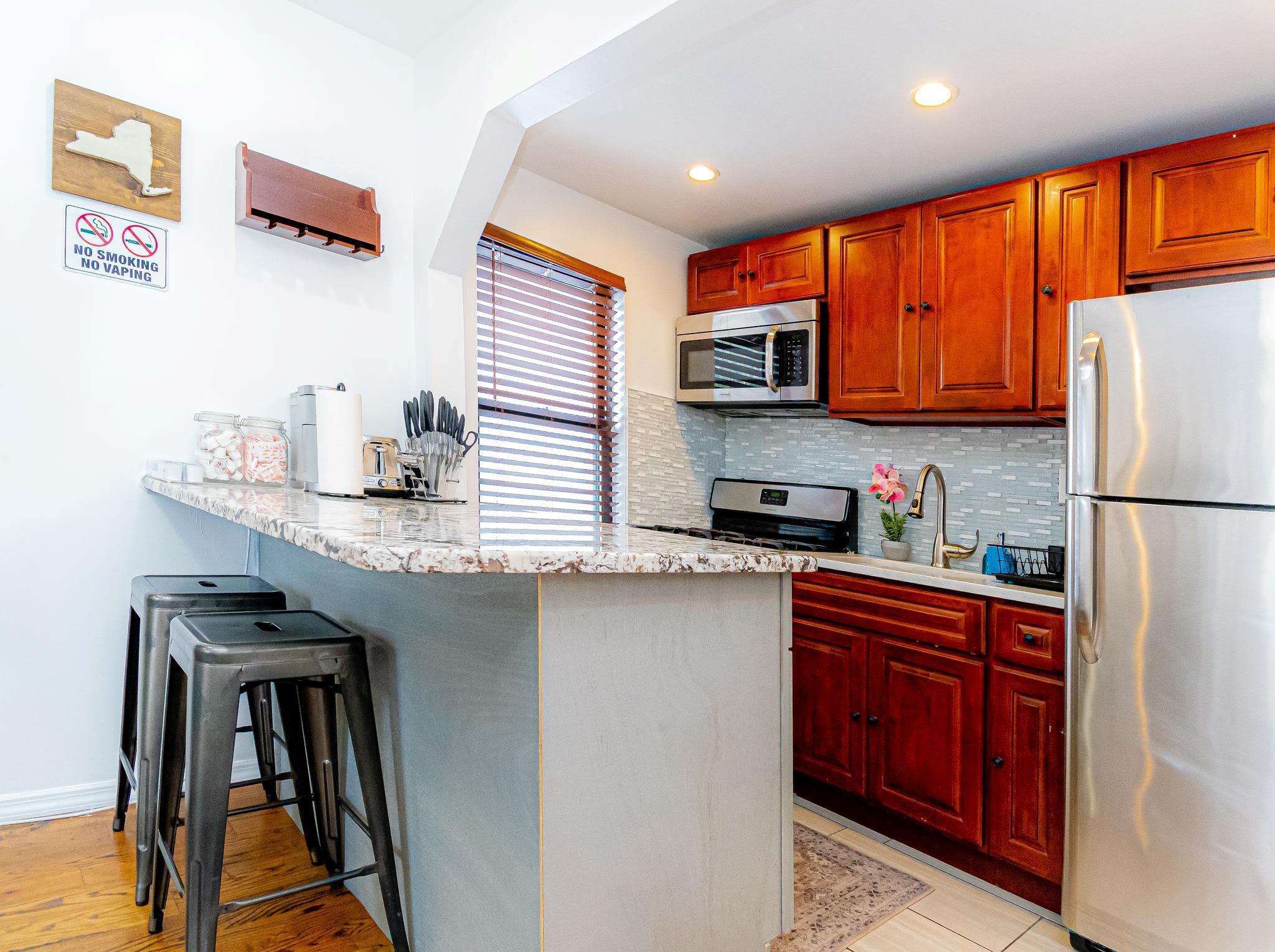 Single Family Bradford  Brooklyn, NY 11207, MLS-809086-3