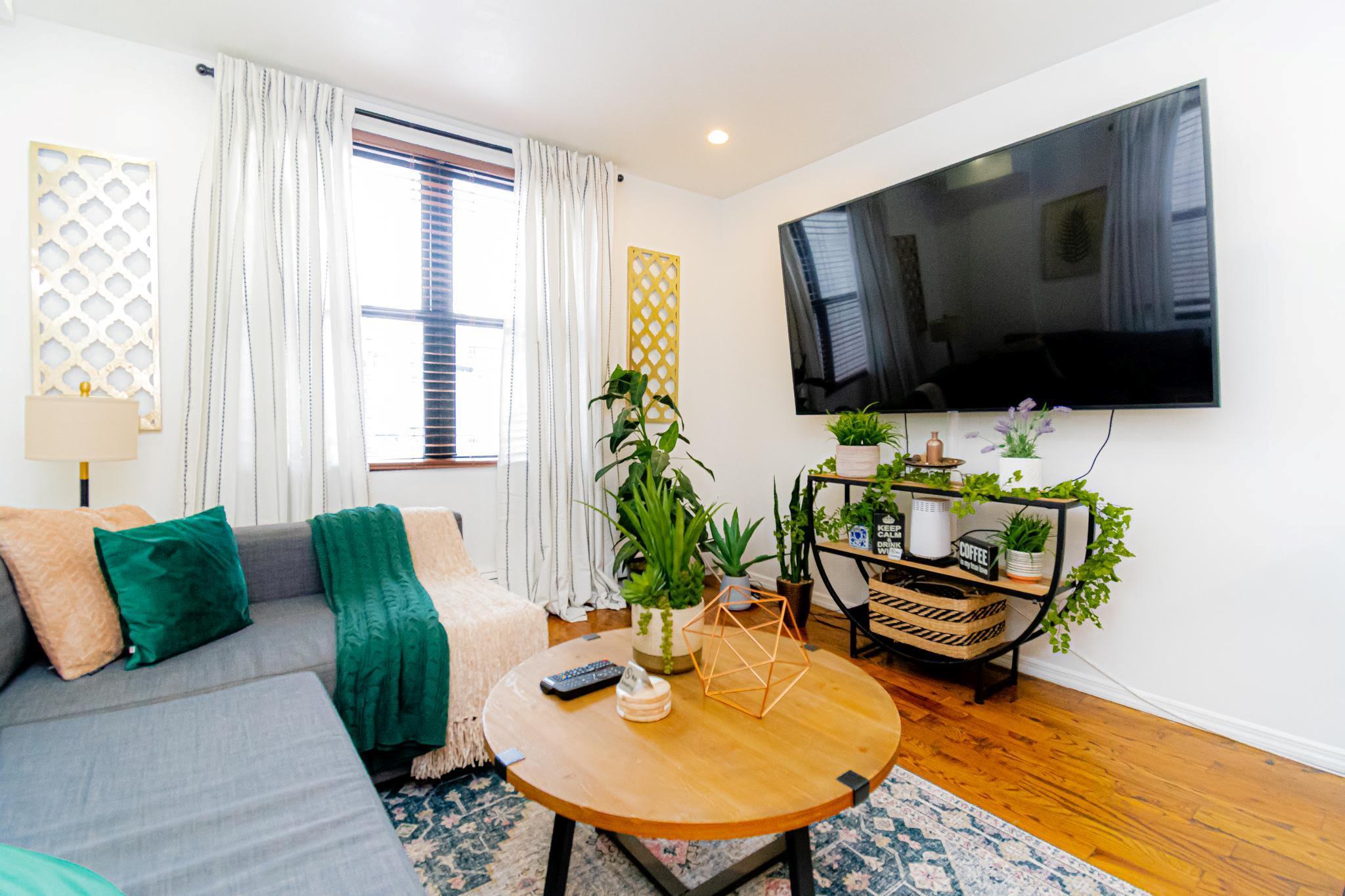 Single Family Bradford  Brooklyn, NY 11207, MLS-809086-4