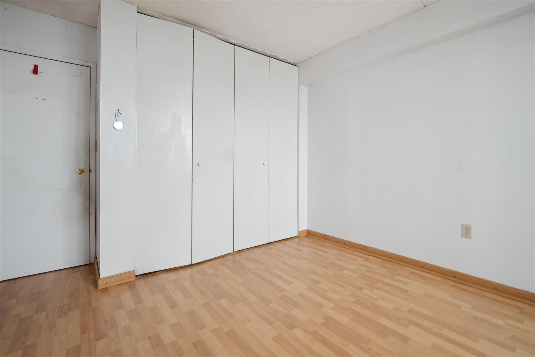 Condo 110th  Manhattan, NY 10026, MLS-809160-10