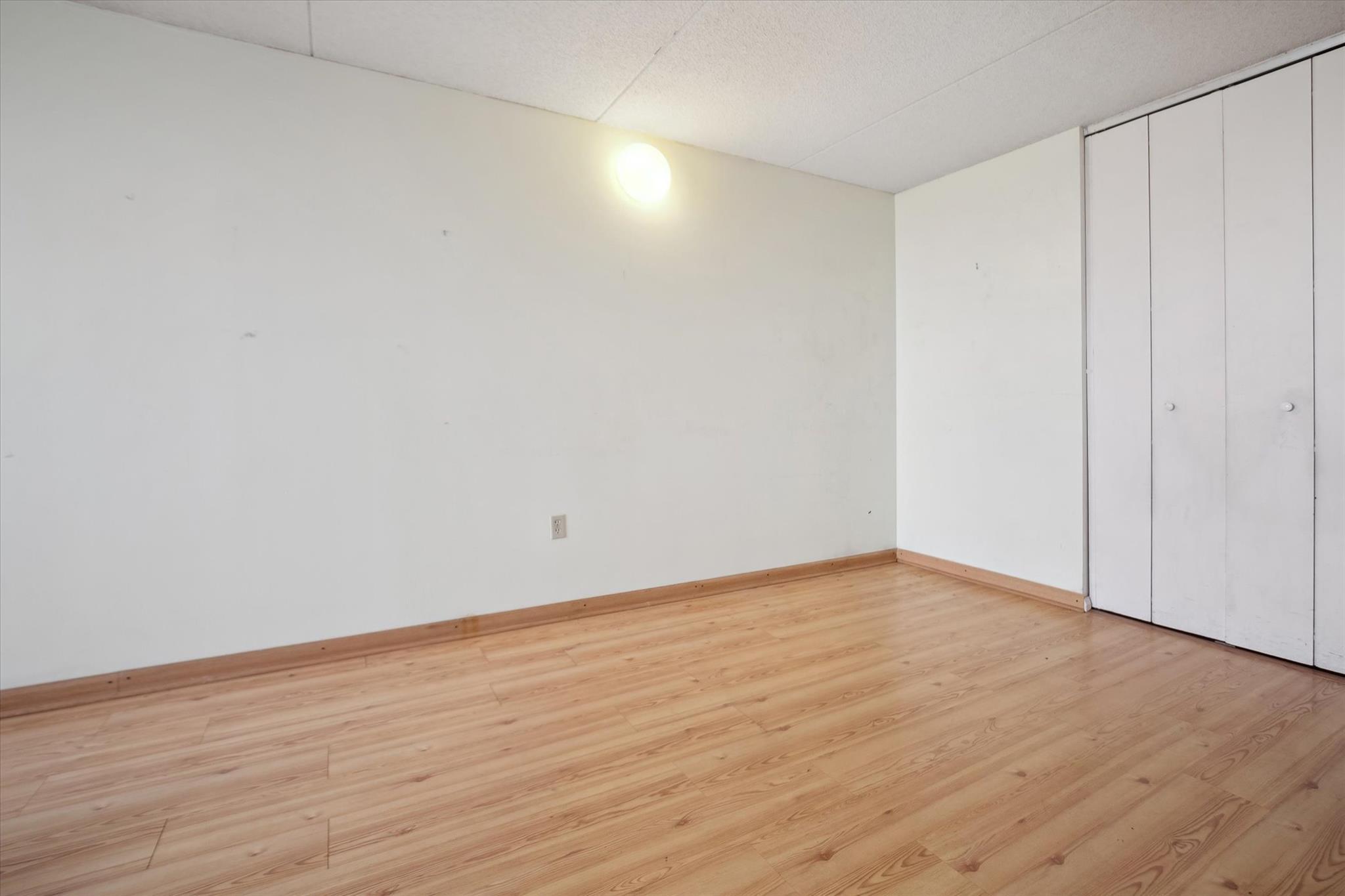 Condo 110th  Manhattan, NY 10026, MLS-809160-15