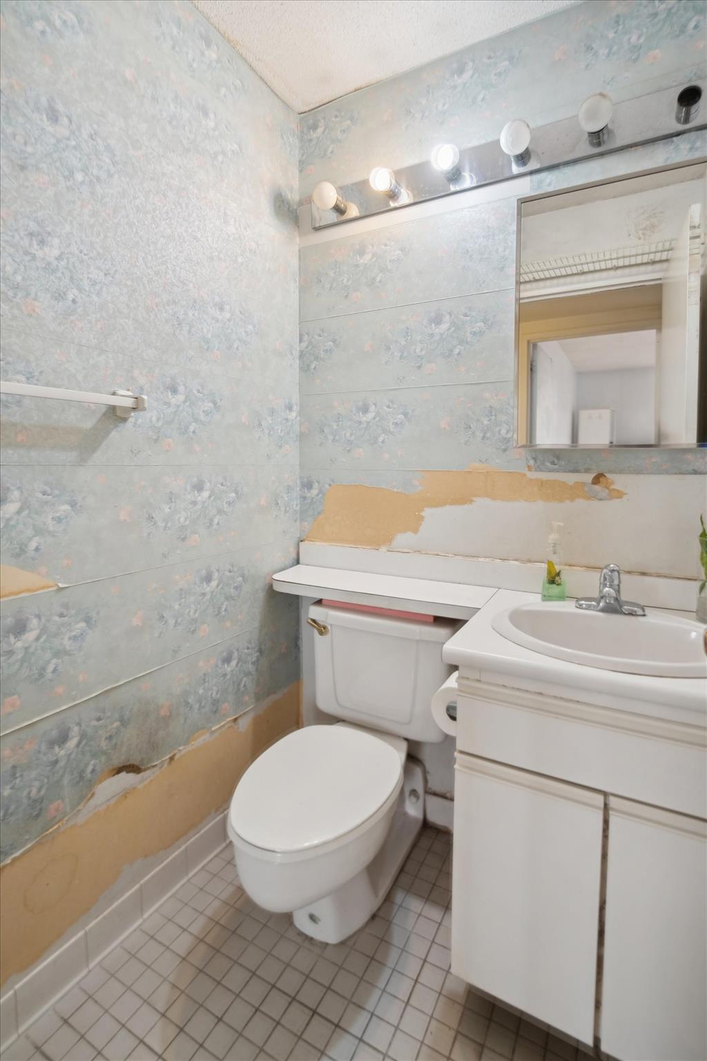 Condo 110th  Manhattan, NY 10026, MLS-809160-16