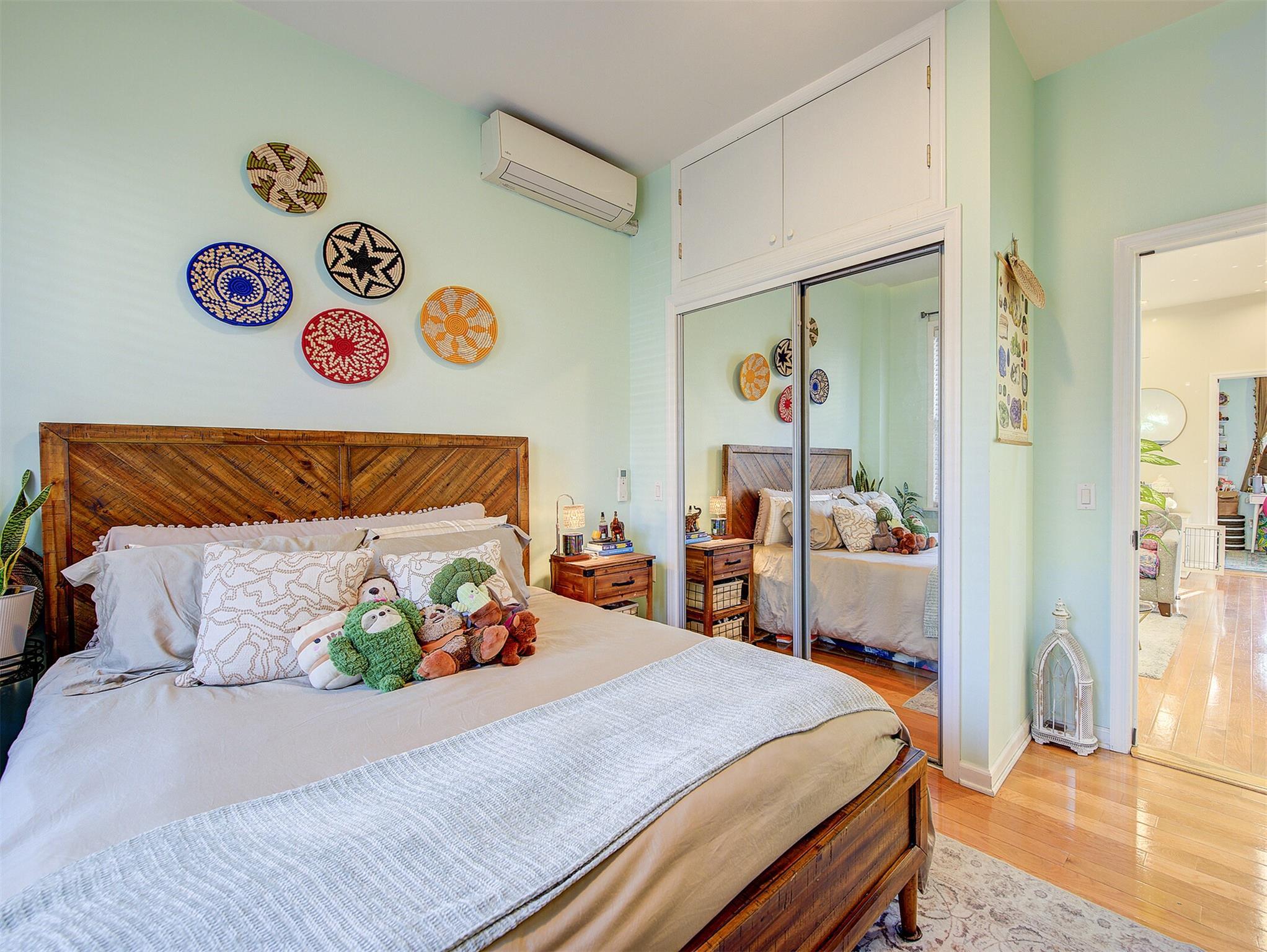 Single Family 41 Street  Queens, NY 11103, MLS-809191-13