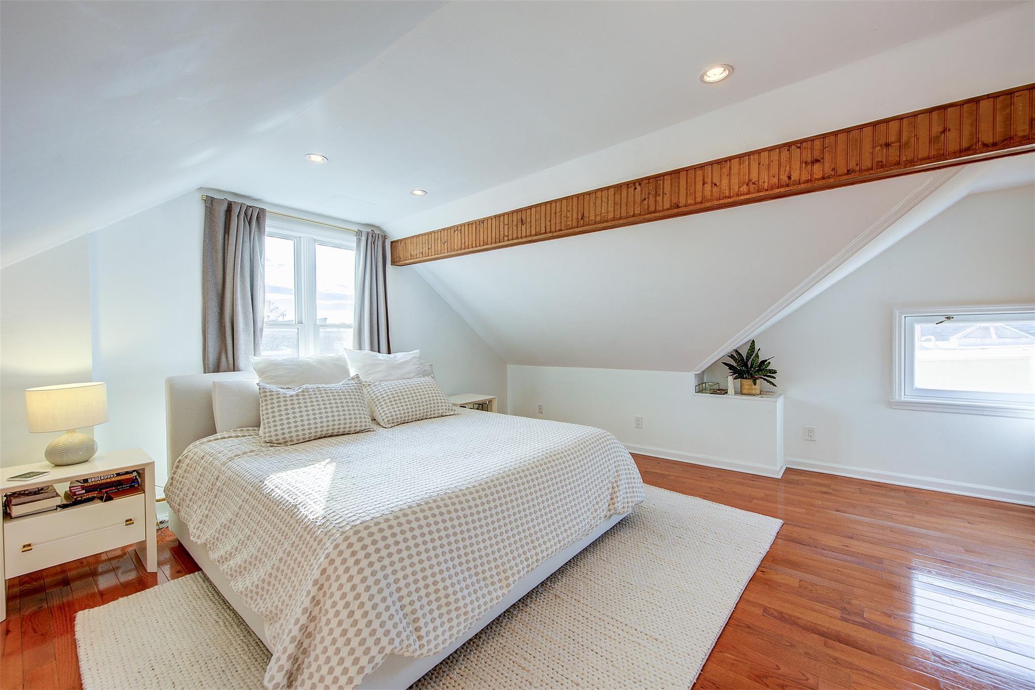 Single Family 41 Street  Queens, NY 11103, MLS-809191-32