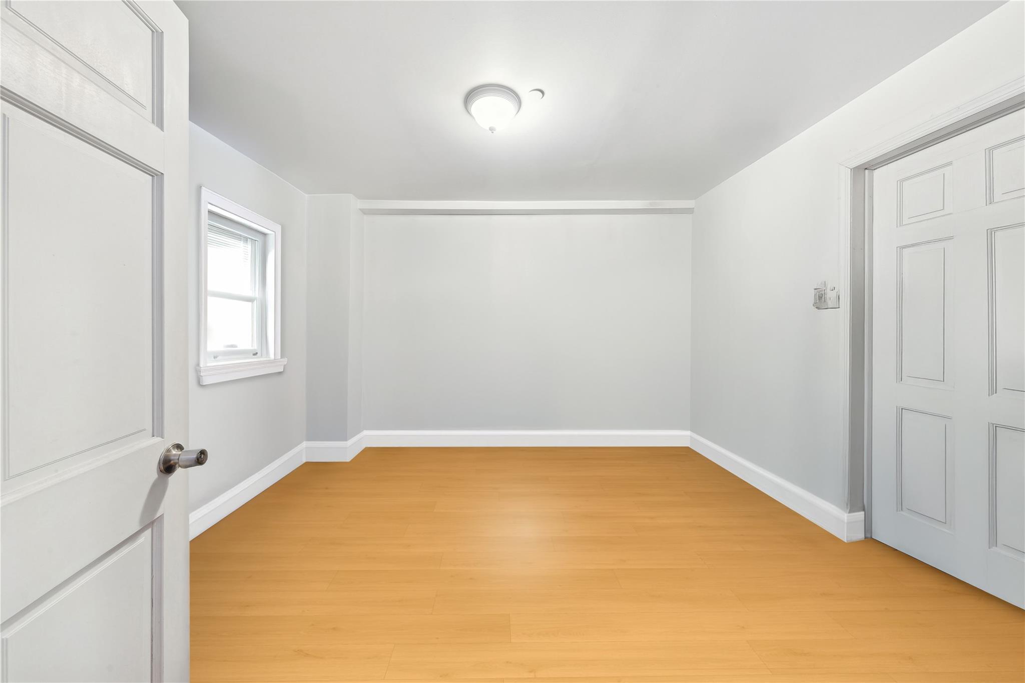Commercial Sale Newtown  Queens, NY 11103, MLS-809204-19