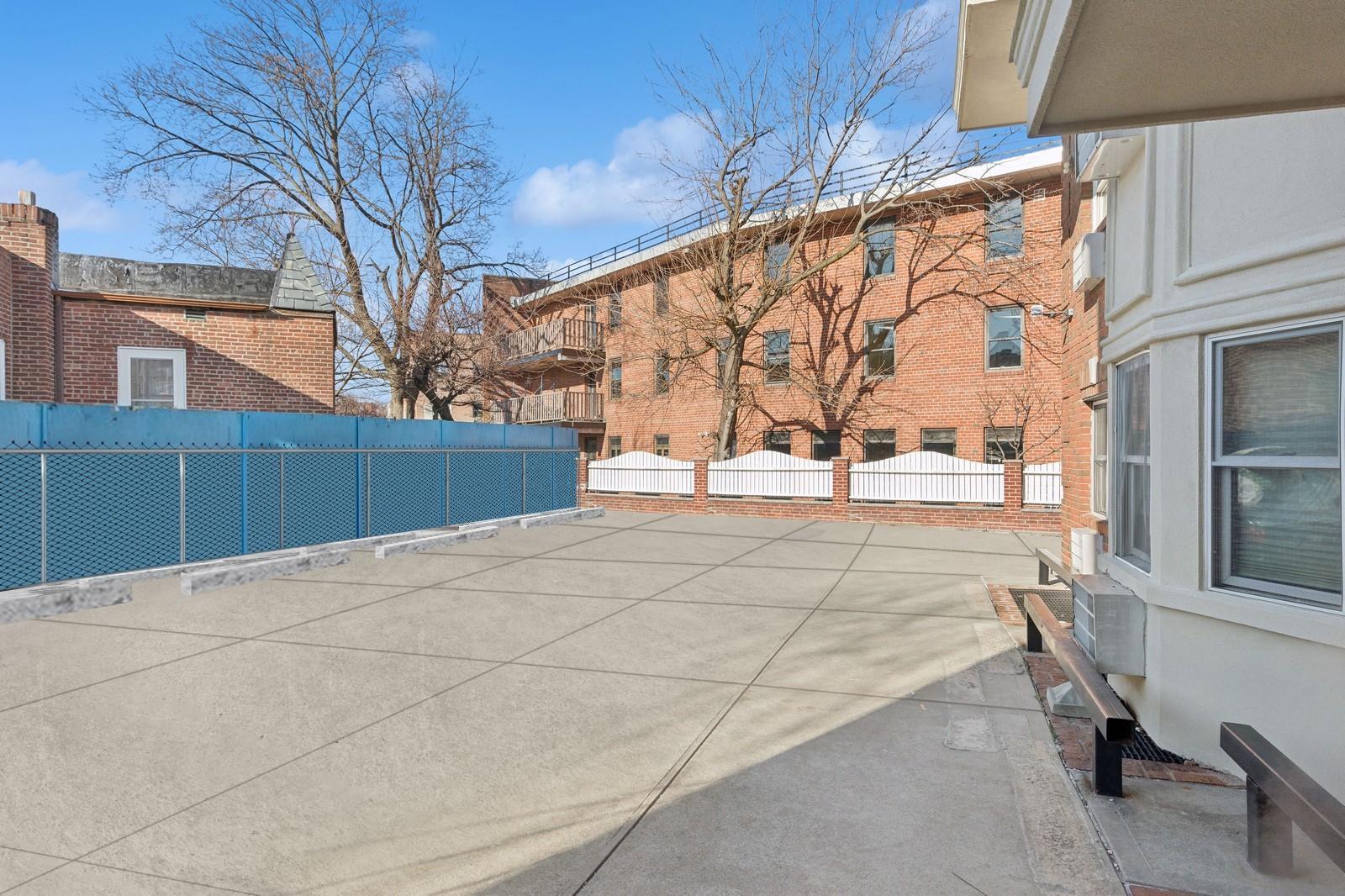 Commercial Sale Newtown  Queens, NY 11103, MLS-809204-40