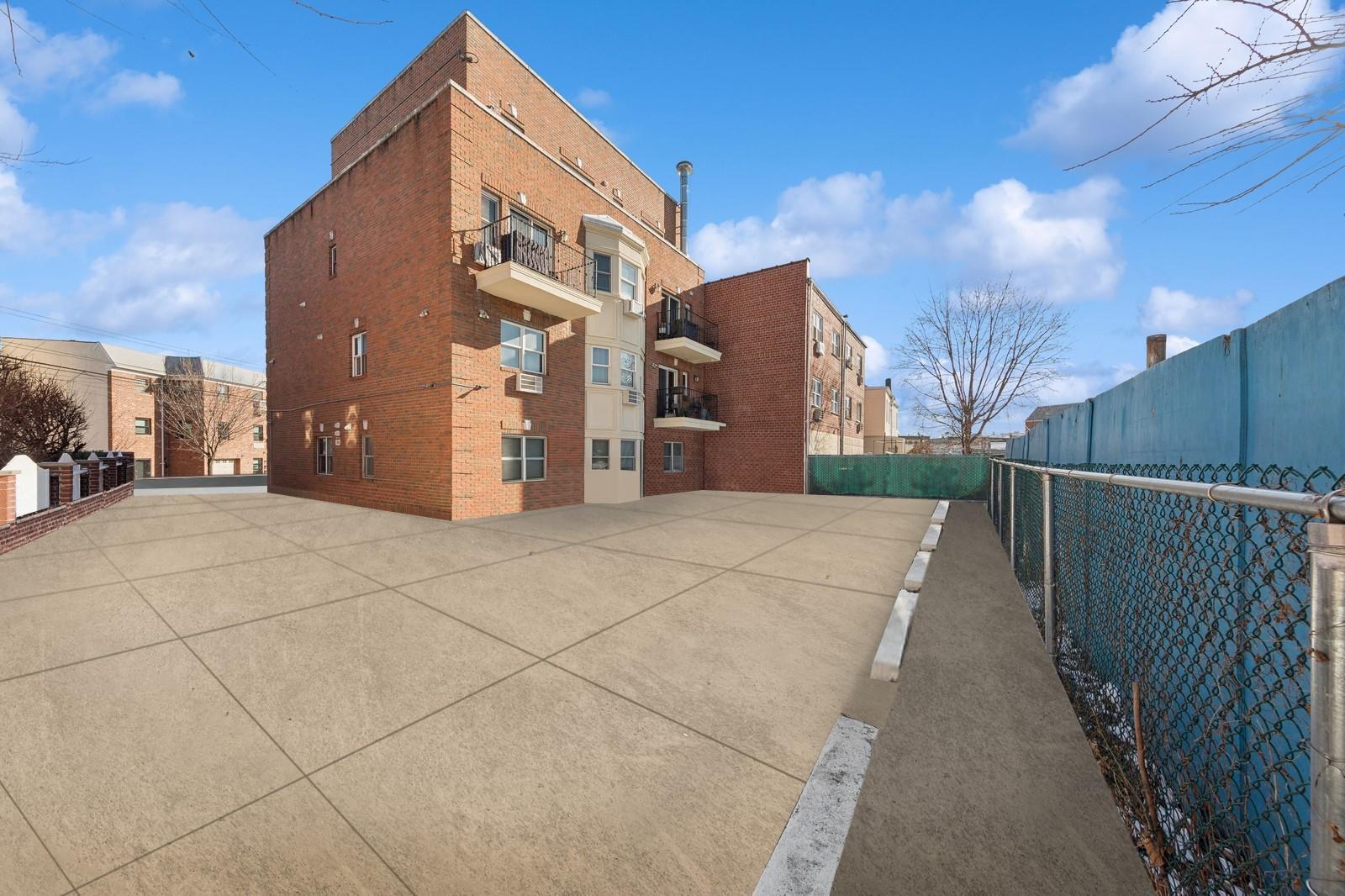 Commercial Sale Newtown  Queens, NY 11103, MLS-809204-42