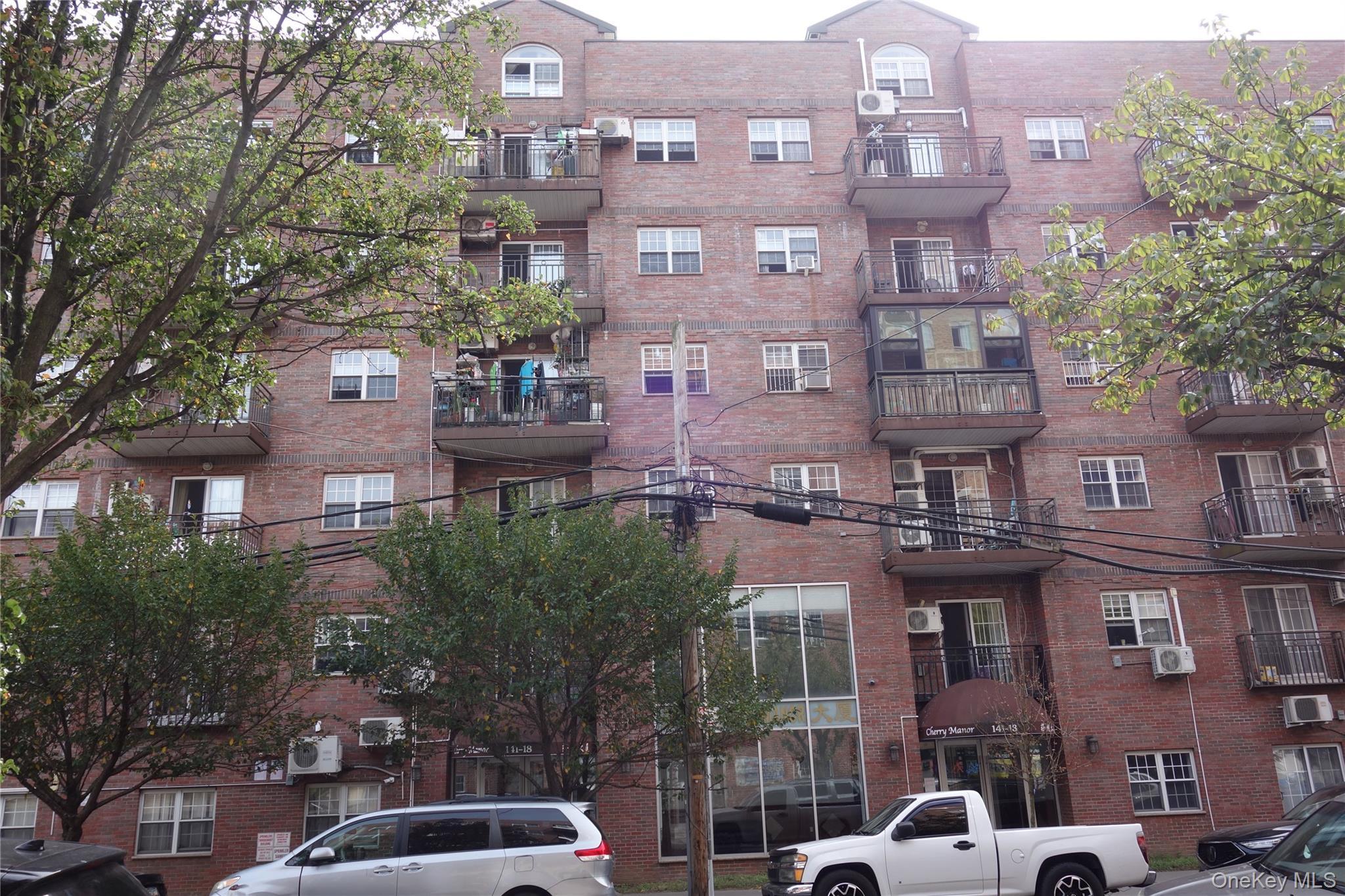 Condo Cherry  Queens, NY 11355, MLS-809227-4