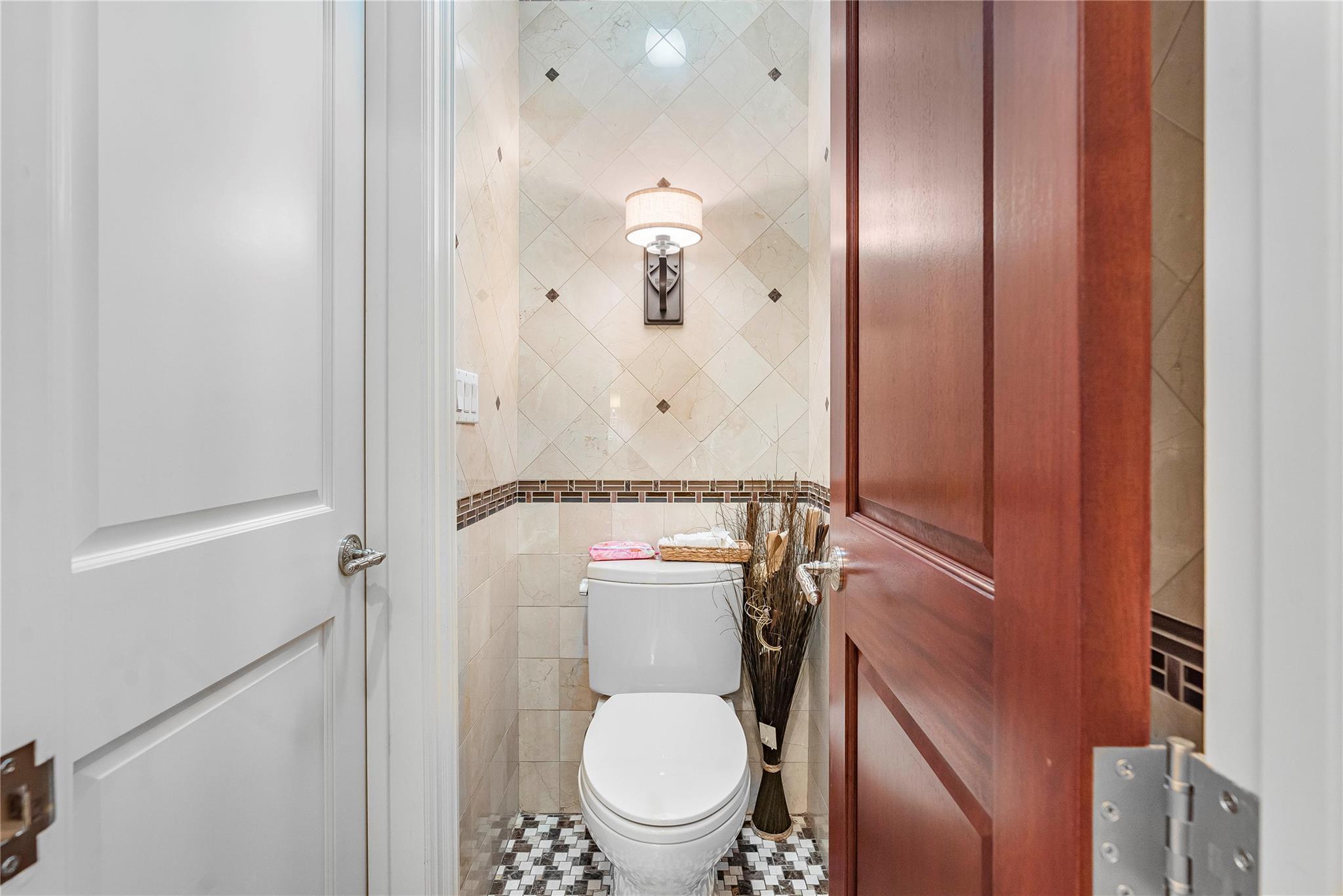 Condo Wallabout St #penthouse  Brooklyn, NY 11206-4317, MLS-809243-20