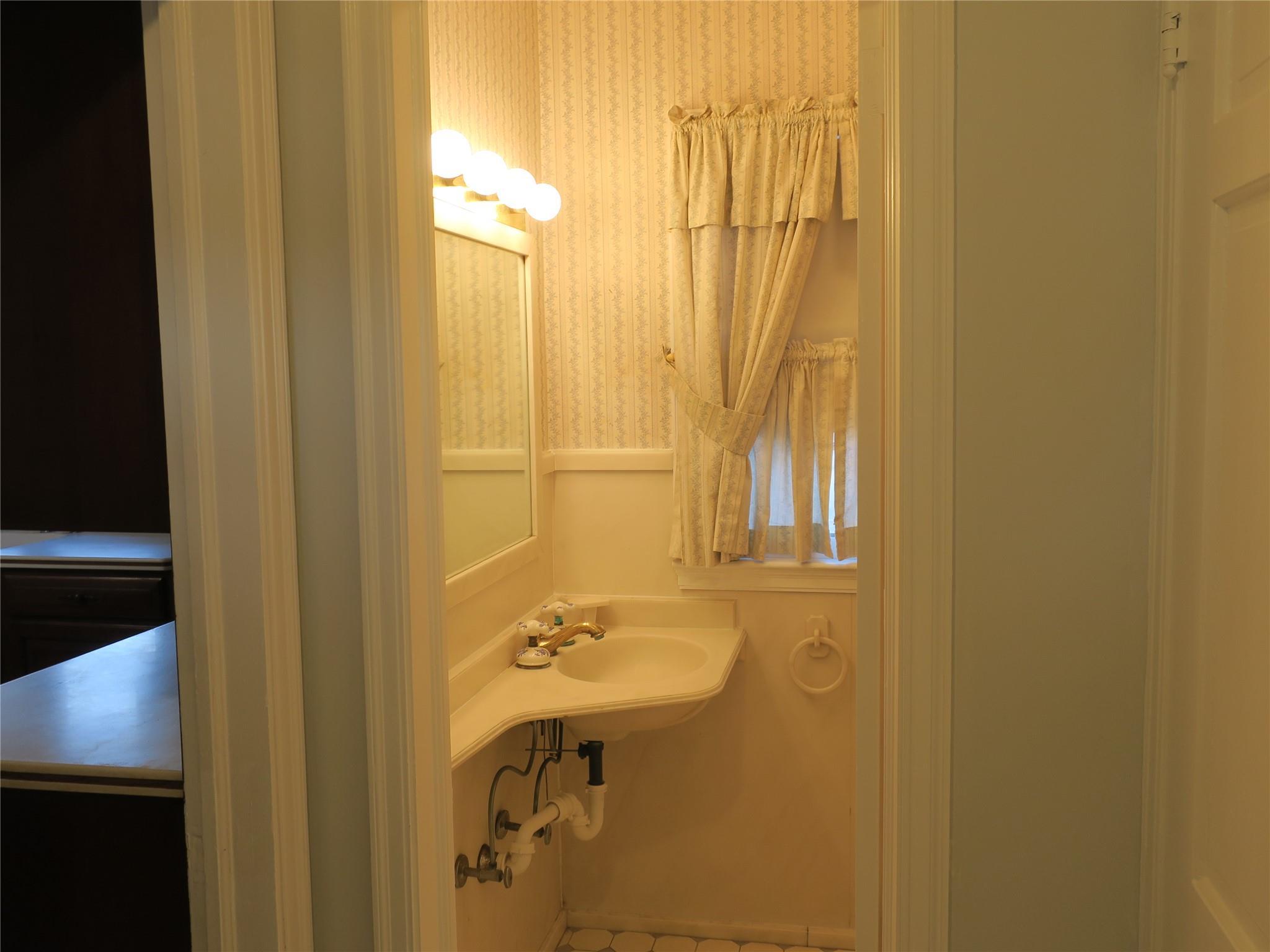 Single Family Route 17m  Orange County, NY 10940, MLS-809250-16