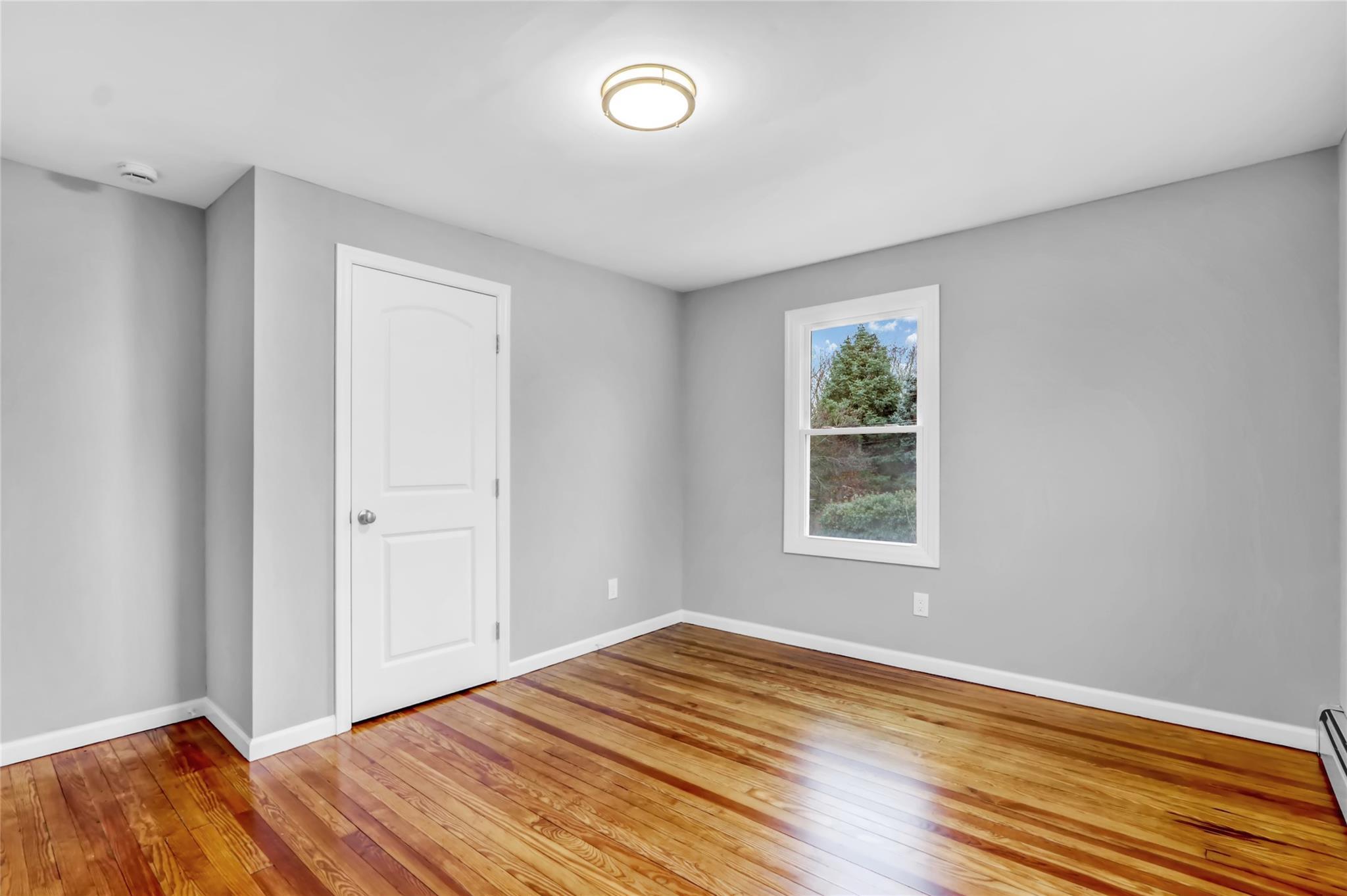 Single Family Jayne  Suffolk County, NY 11772, MLS-809264-25
