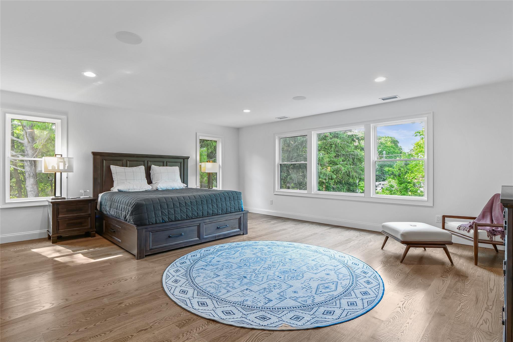 Apartment Old Country  Suffolk County, NY 11977, MLS-809302-13