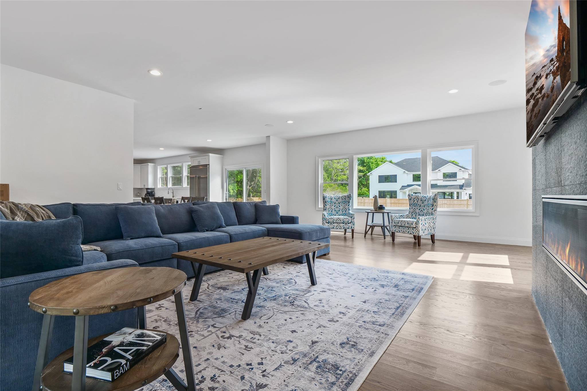 Apartment Old Country  Suffolk County, NY 11977, MLS-809302-6