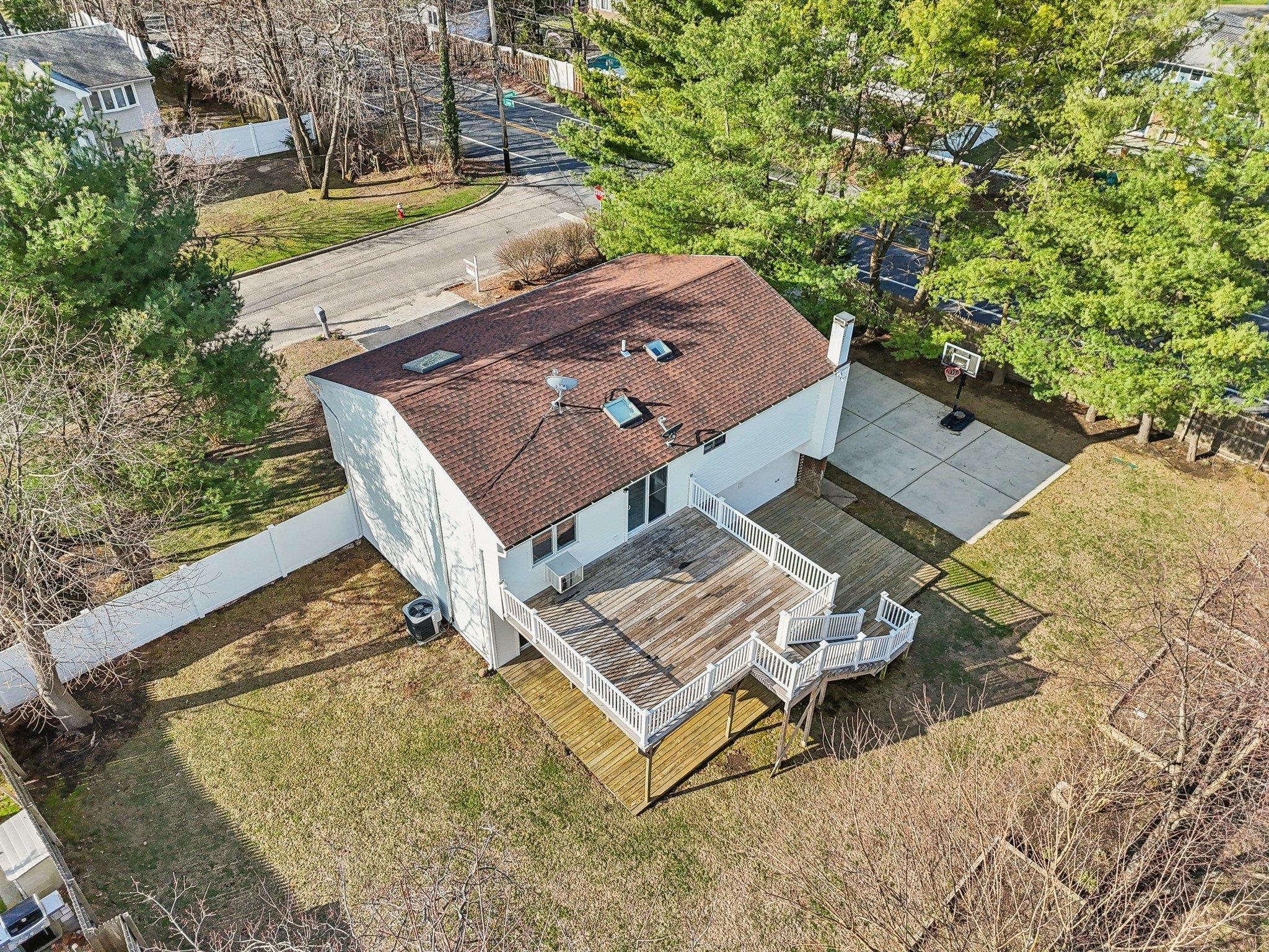 Single Family Dehan  Suffolk County, NY 11787, MLS-809304-50