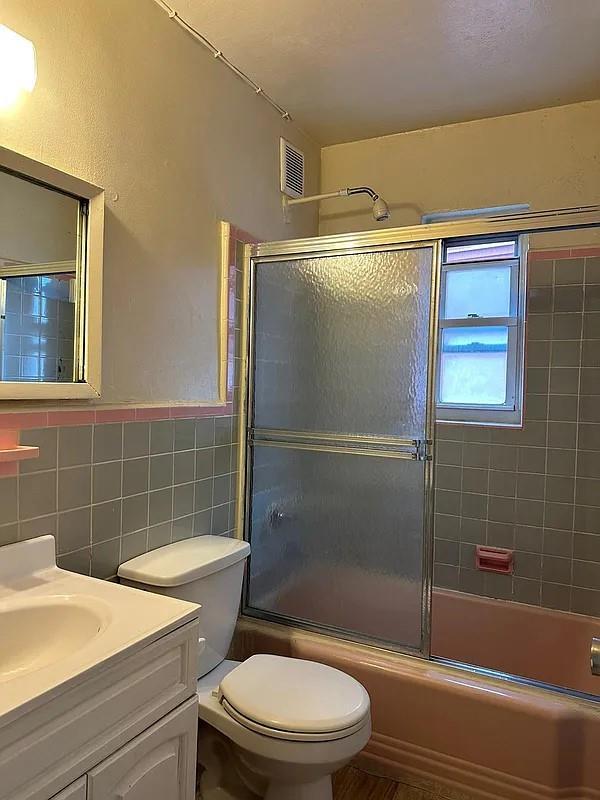 Single Family Newtown  Queens, NY 11103, MLS-809390-10