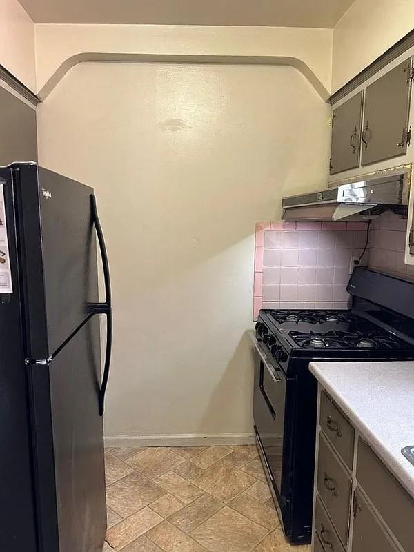 Single Family Newtown  Queens, NY 11103, MLS-809390-21