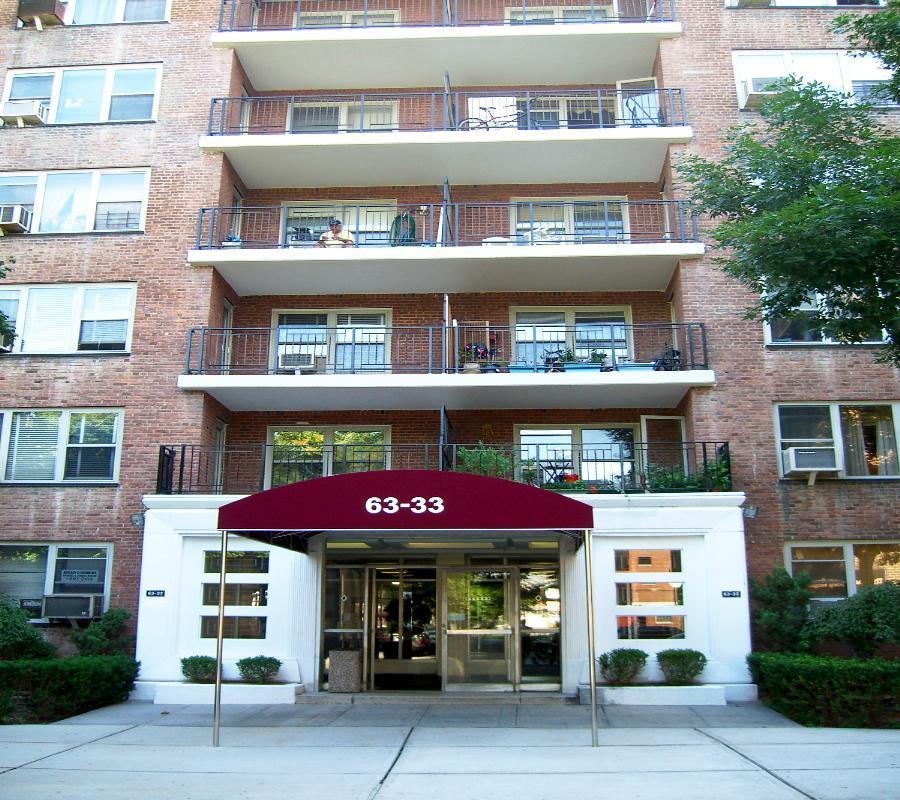 Coop in New York - 98th  Queens, NY 11374