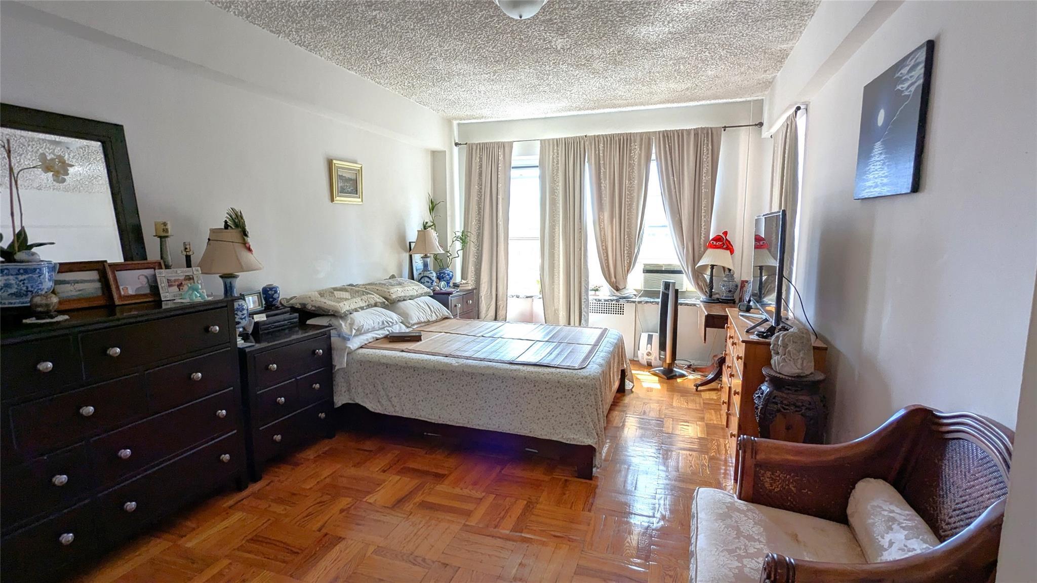 Coop 98th  Queens, NY 11374, MLS-809644-9