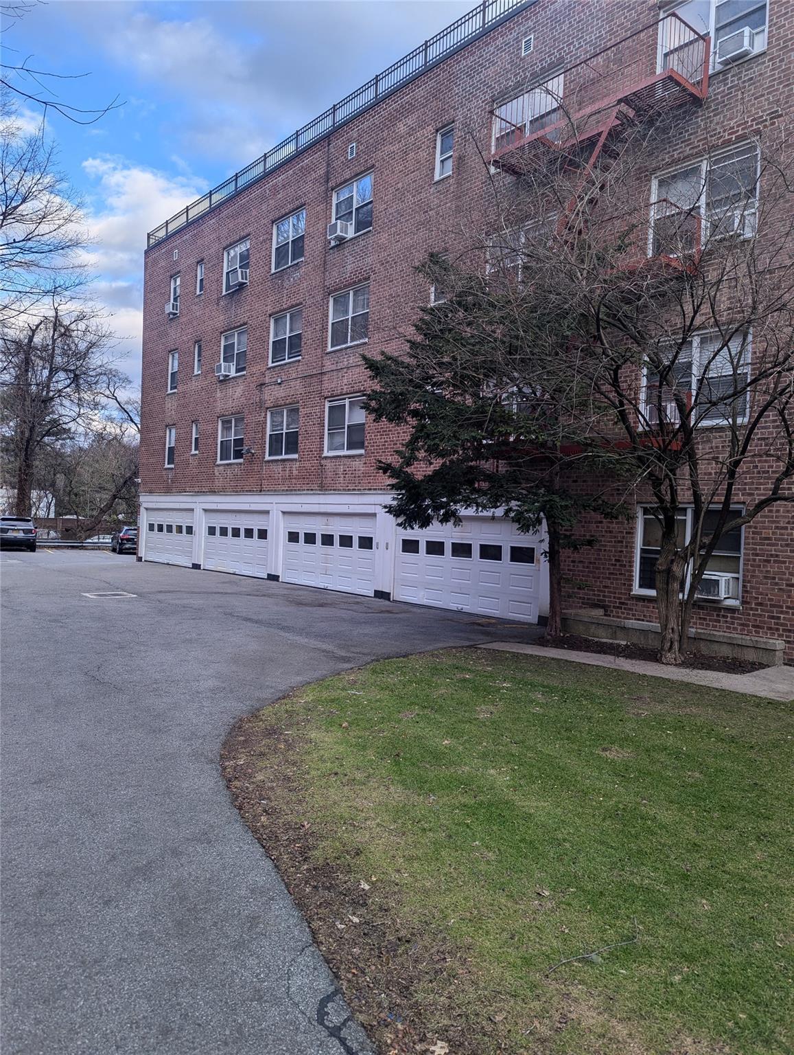 Coop Palmer  Westchester County, NY 10708, MLS-809763-18