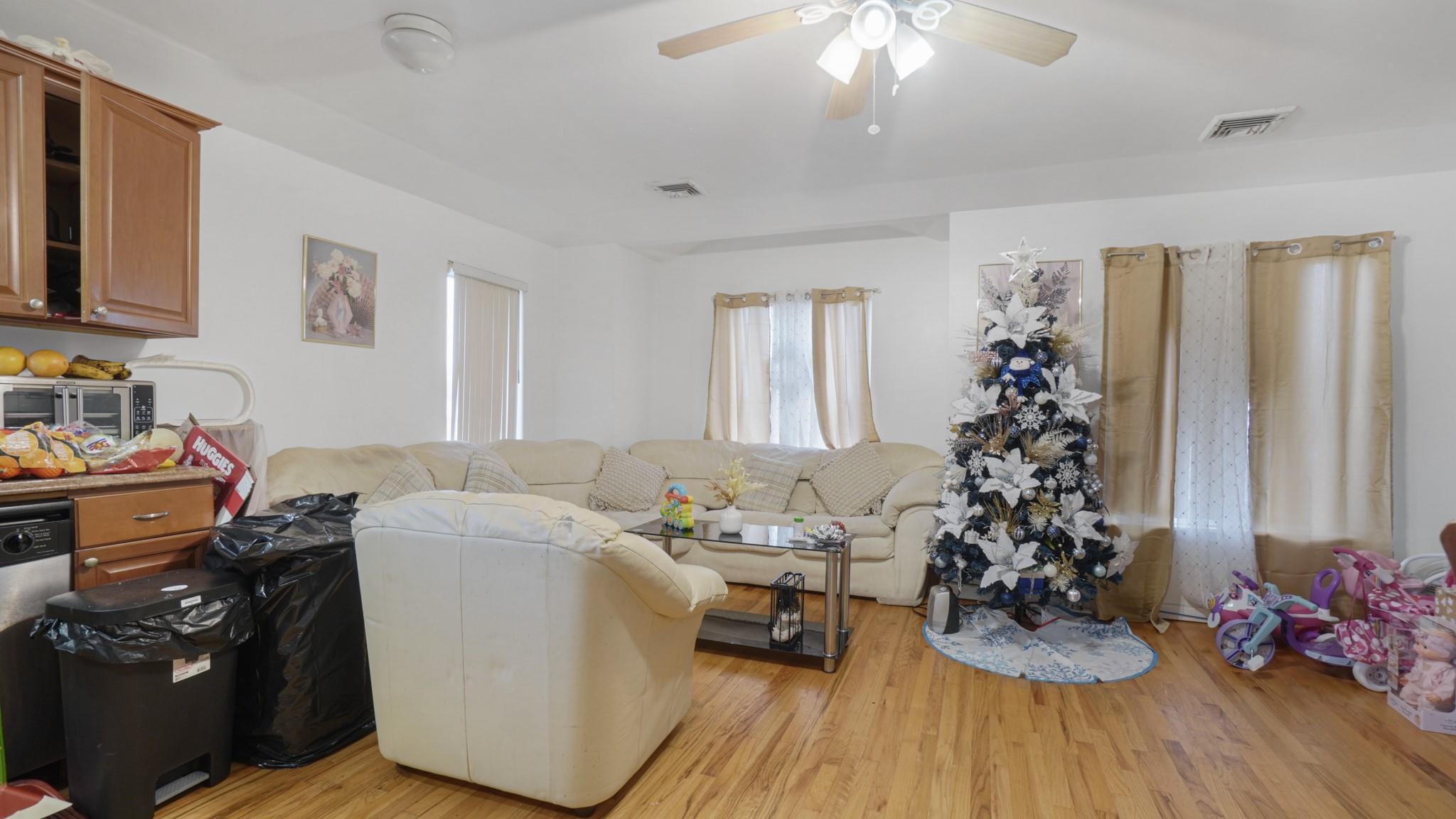Single Family Wilson  Bronx, NY 10469, MLS-809783-2