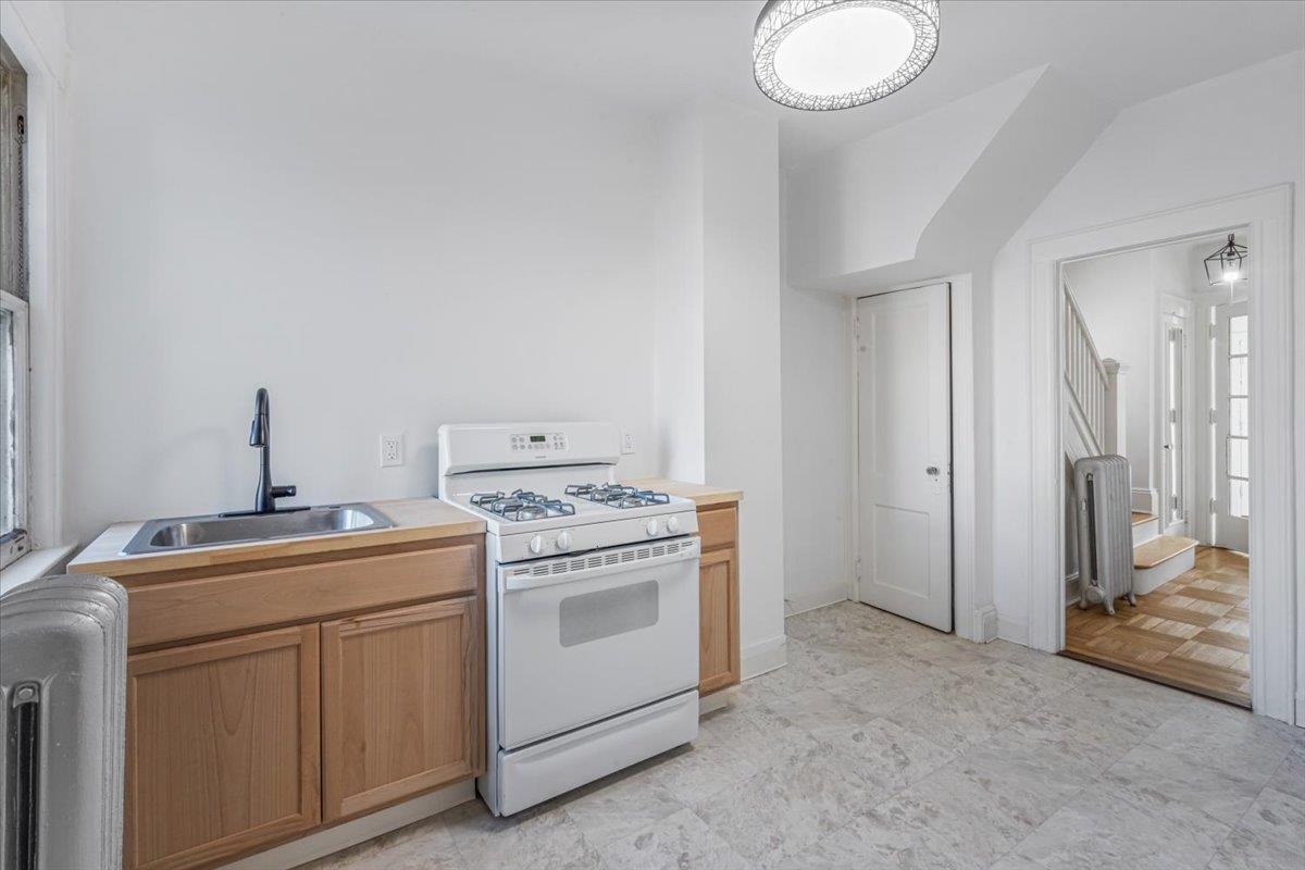 Single Family Sutter  Queens, NY 11417, MLS-809794-13