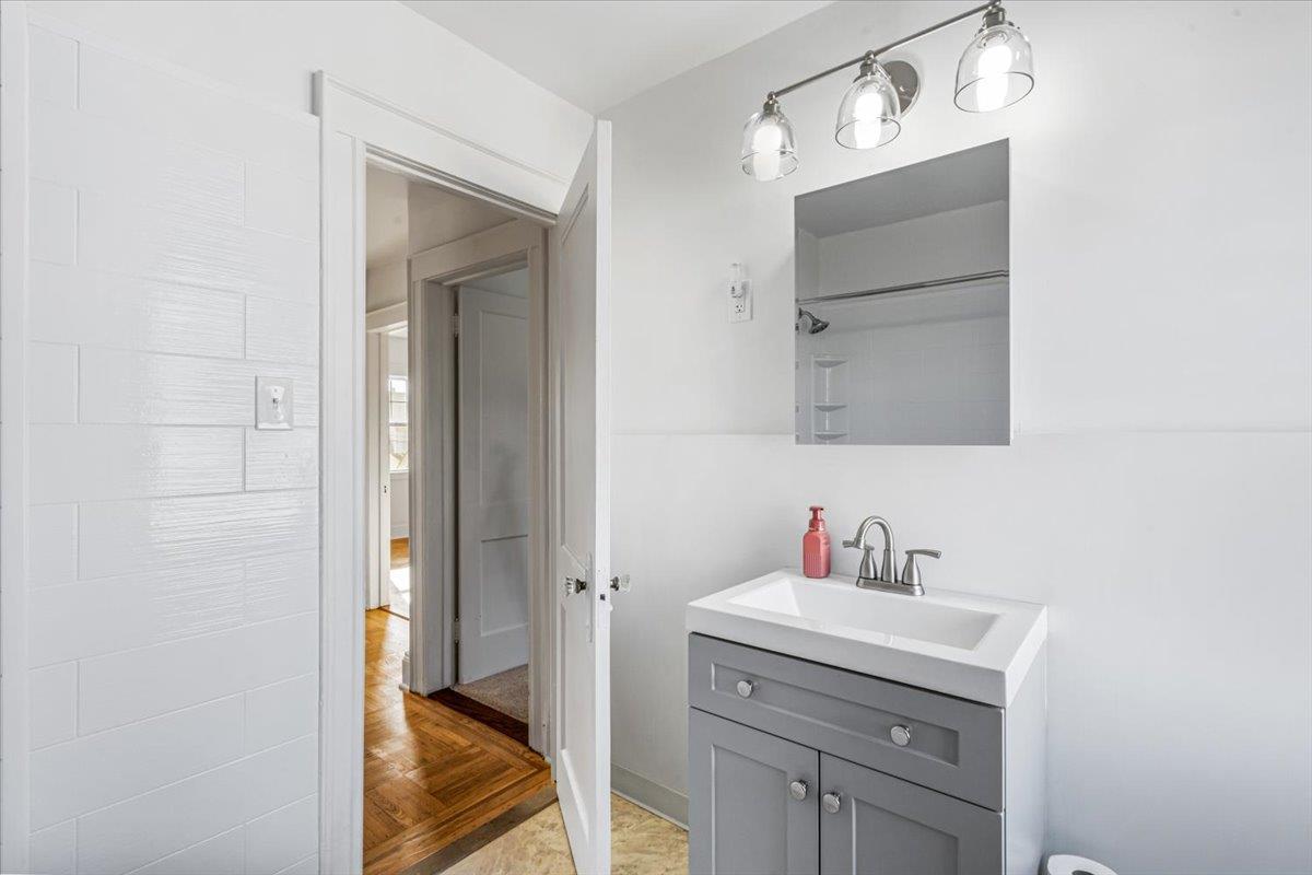 Single Family Sutter  Queens, NY 11417, MLS-809794-20