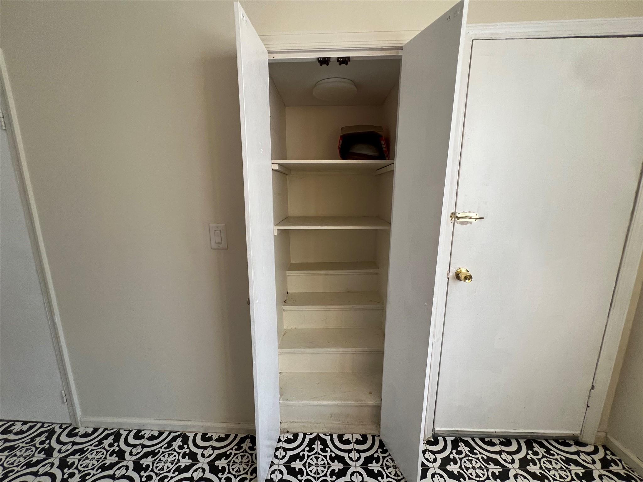 Apartment Beach 118th  Queens, NY 11694, MLS-809820-7