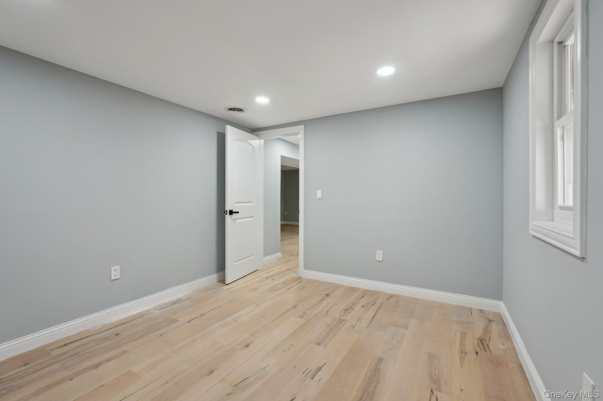 Single Family Sharon Ulster County, NY 12528, MLS-809825-16