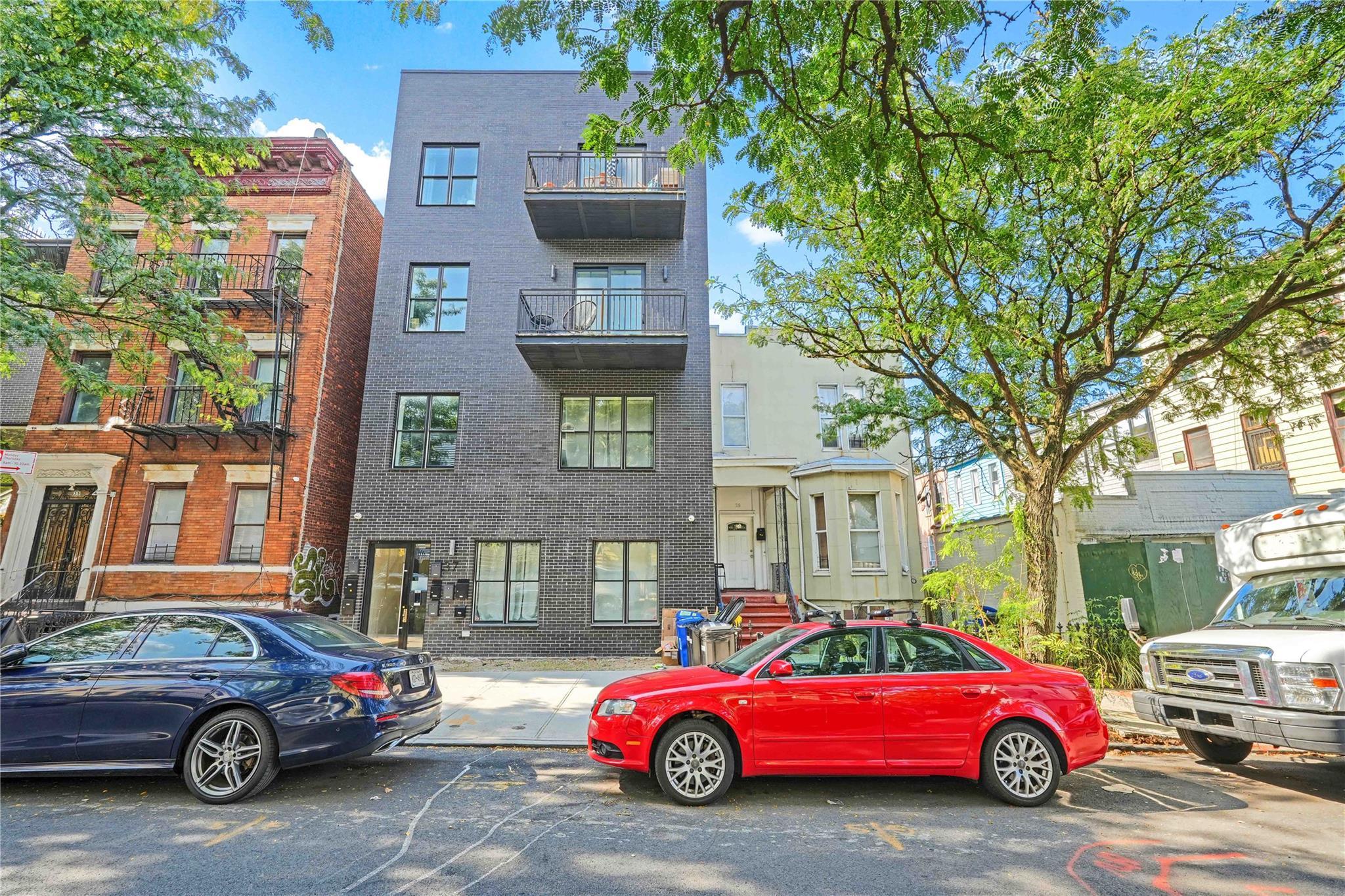 Single Family Covert  Brooklyn, NY 11207, MLS-809826-2