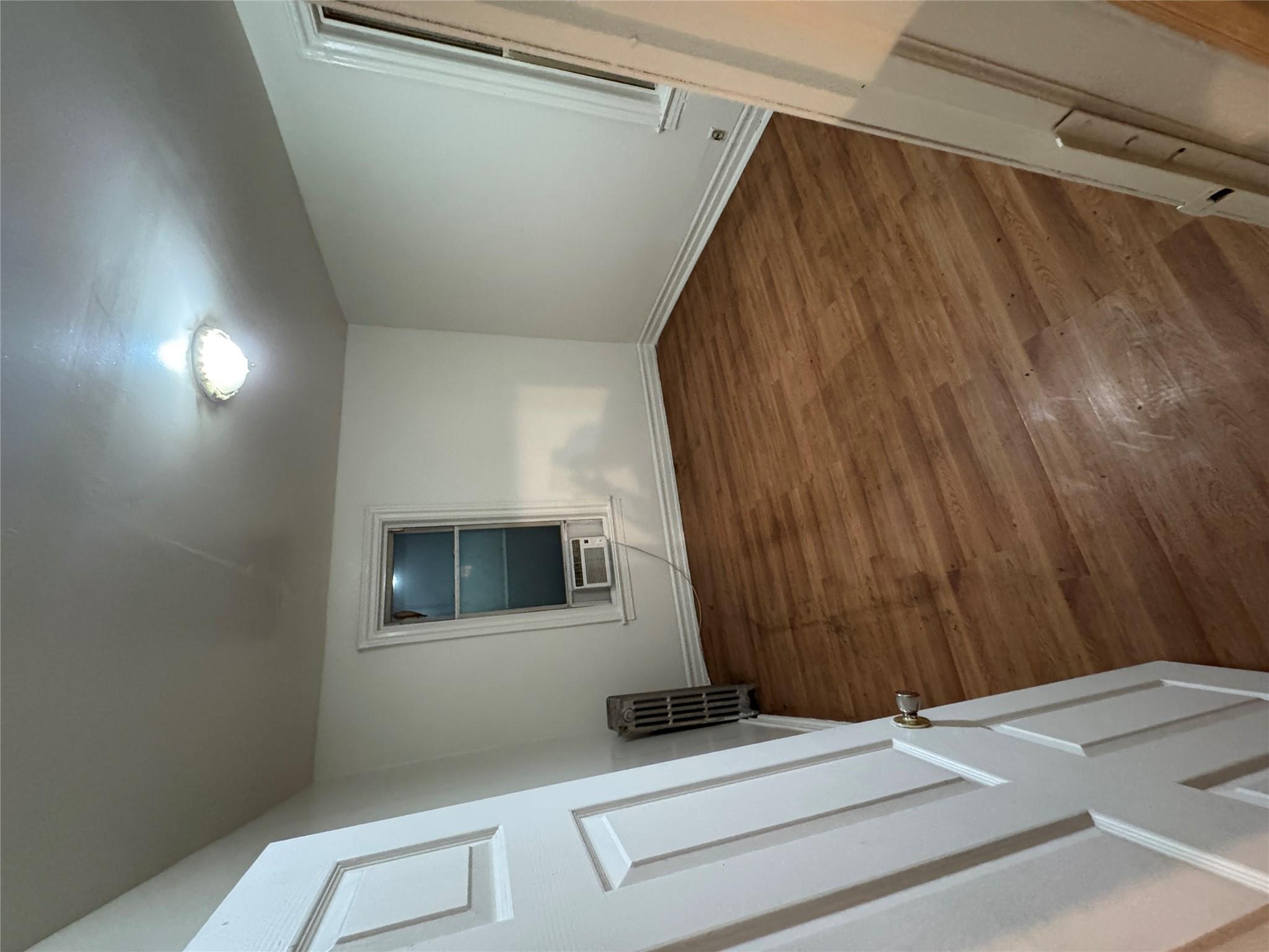 Apartment Fish  Bronx, NY 10469, MLS-809929-13
