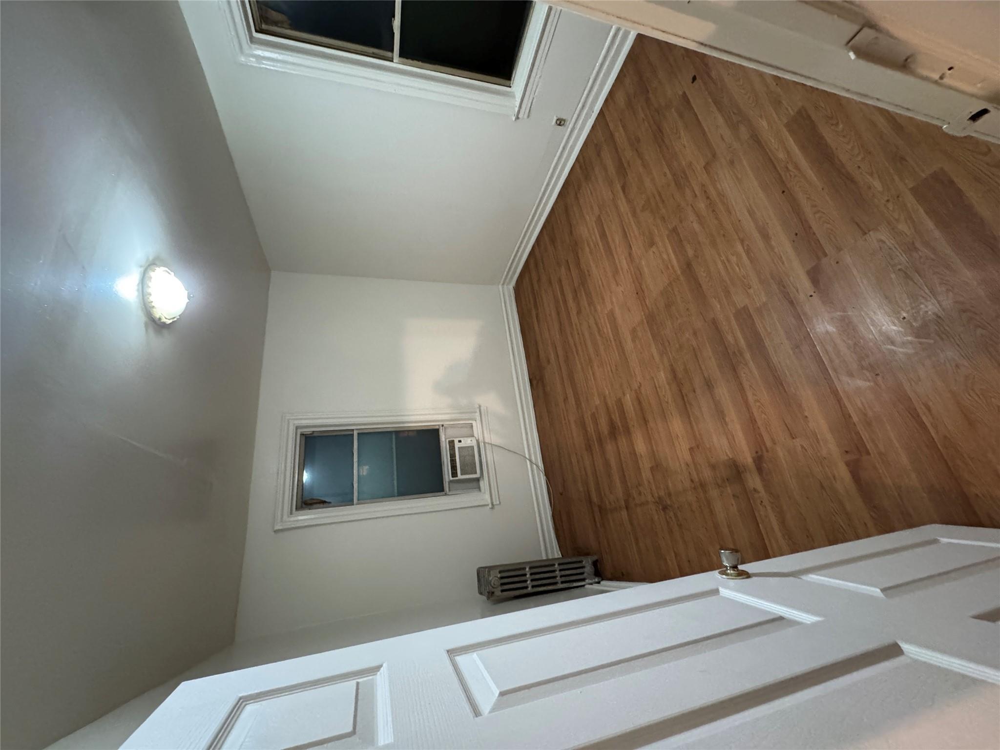 Apartment Fish  Bronx, NY 10469, MLS-809929-14