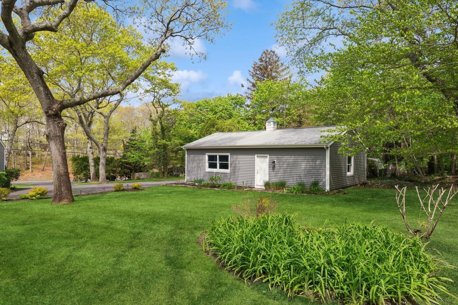 Single Family Church  Suffolk County, NY 11931, MLS-809944-33