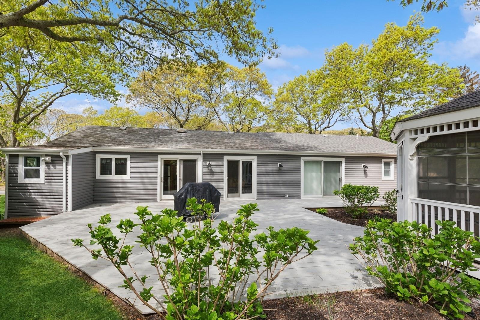 Single Family Church  Suffolk County, NY 11931, MLS-809944-6