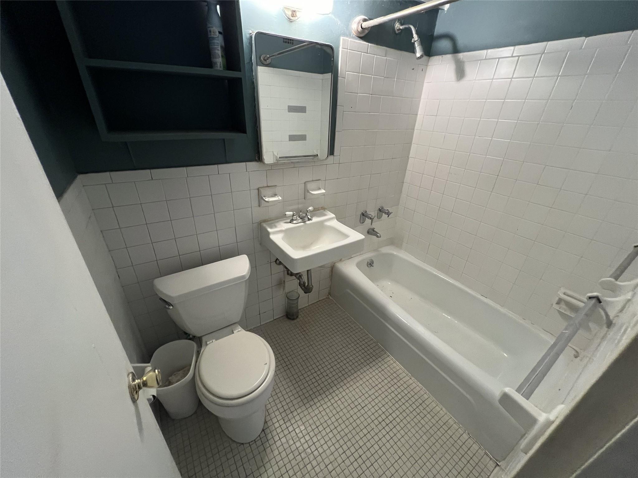 Coop Fulton  Manhattan, NY 10038, MLS-809959-16