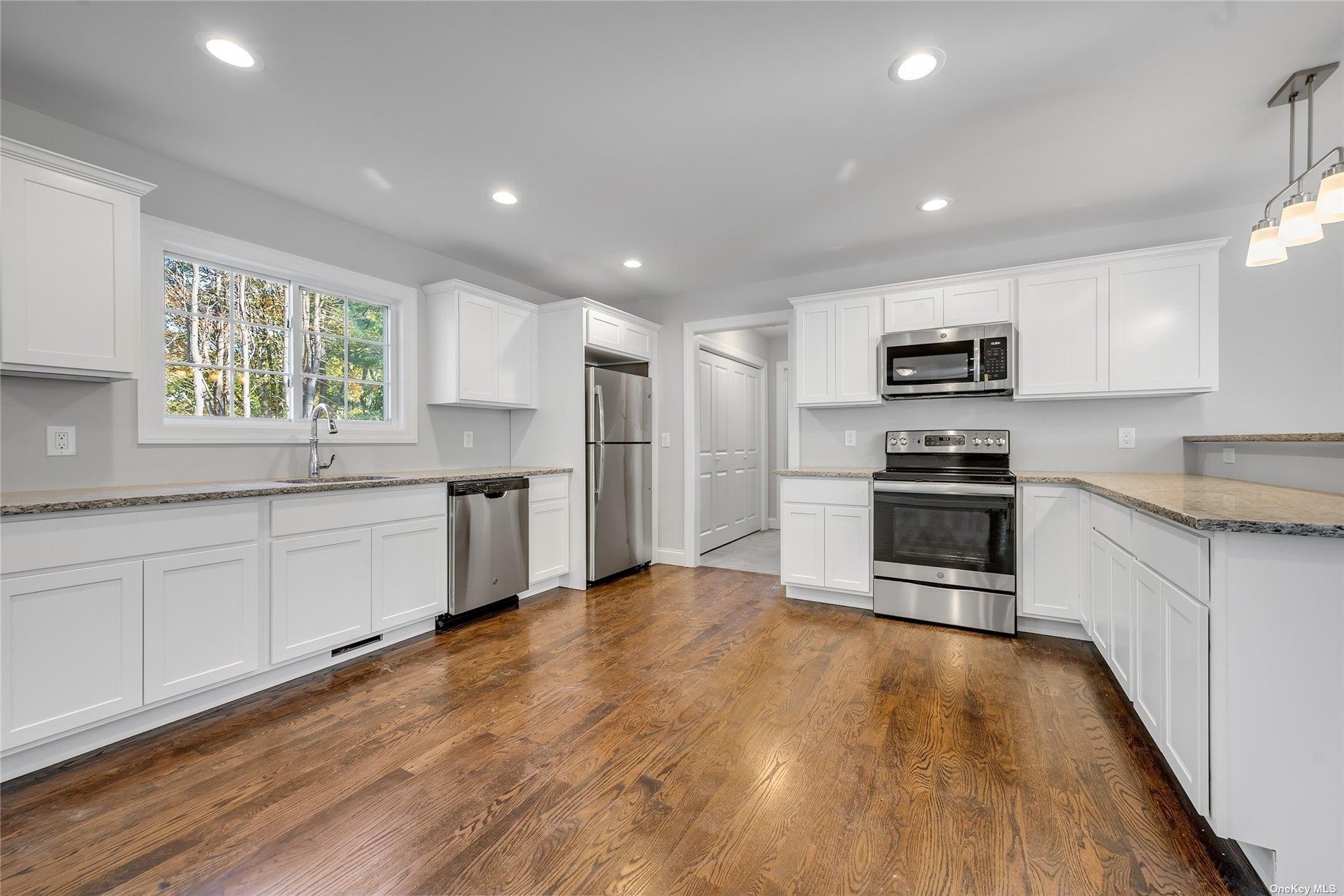 Single Family Locust  Suffolk County, NY 11763, MLS-809971-9