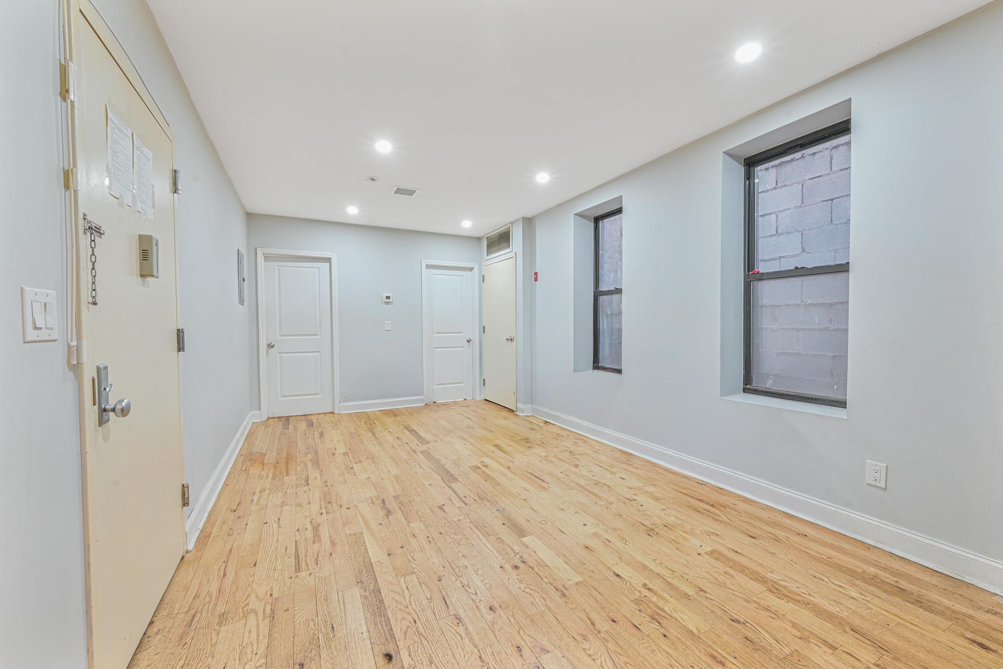 Single Family Bathgate Ave Bronx, NY 10457, MLS-810063-5