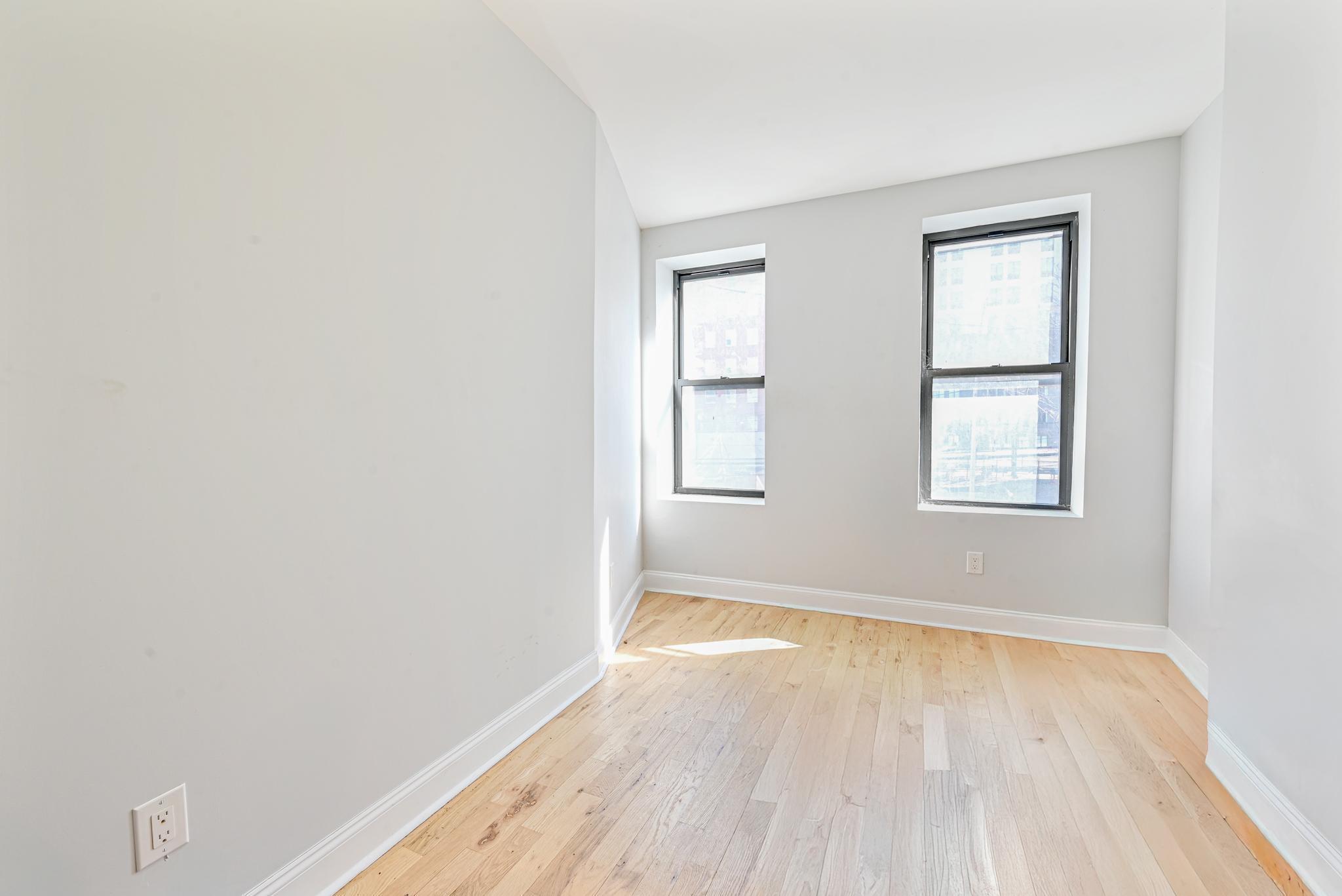 Single Family Bathgate Ave Bronx, NY 10457, MLS-810063-7