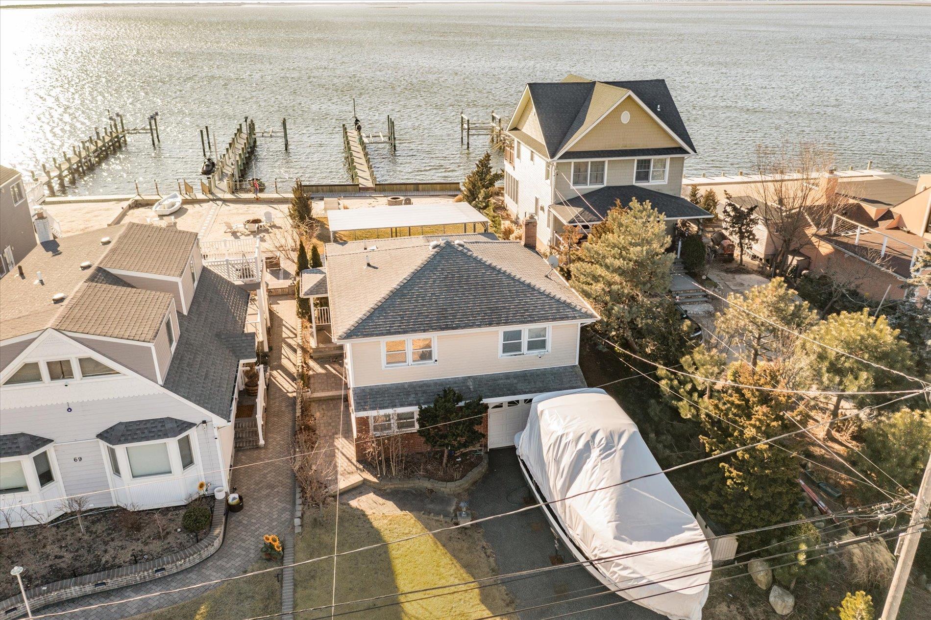 Single Family Beach Promenade  Suffolk County, NY 11757, MLS-810376-2