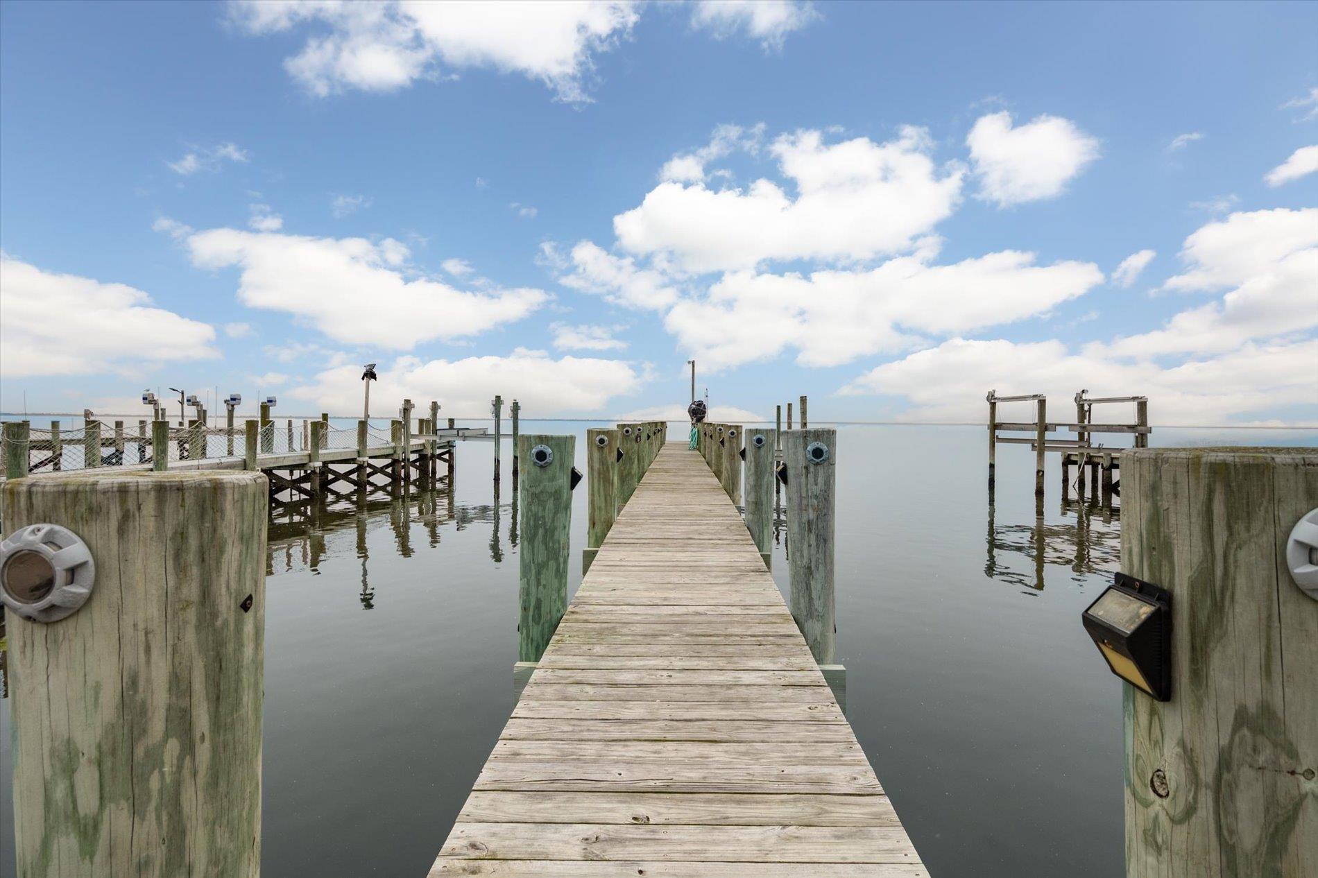 Single Family Beach Promenade  Suffolk County, NY 11757, MLS-810376-26