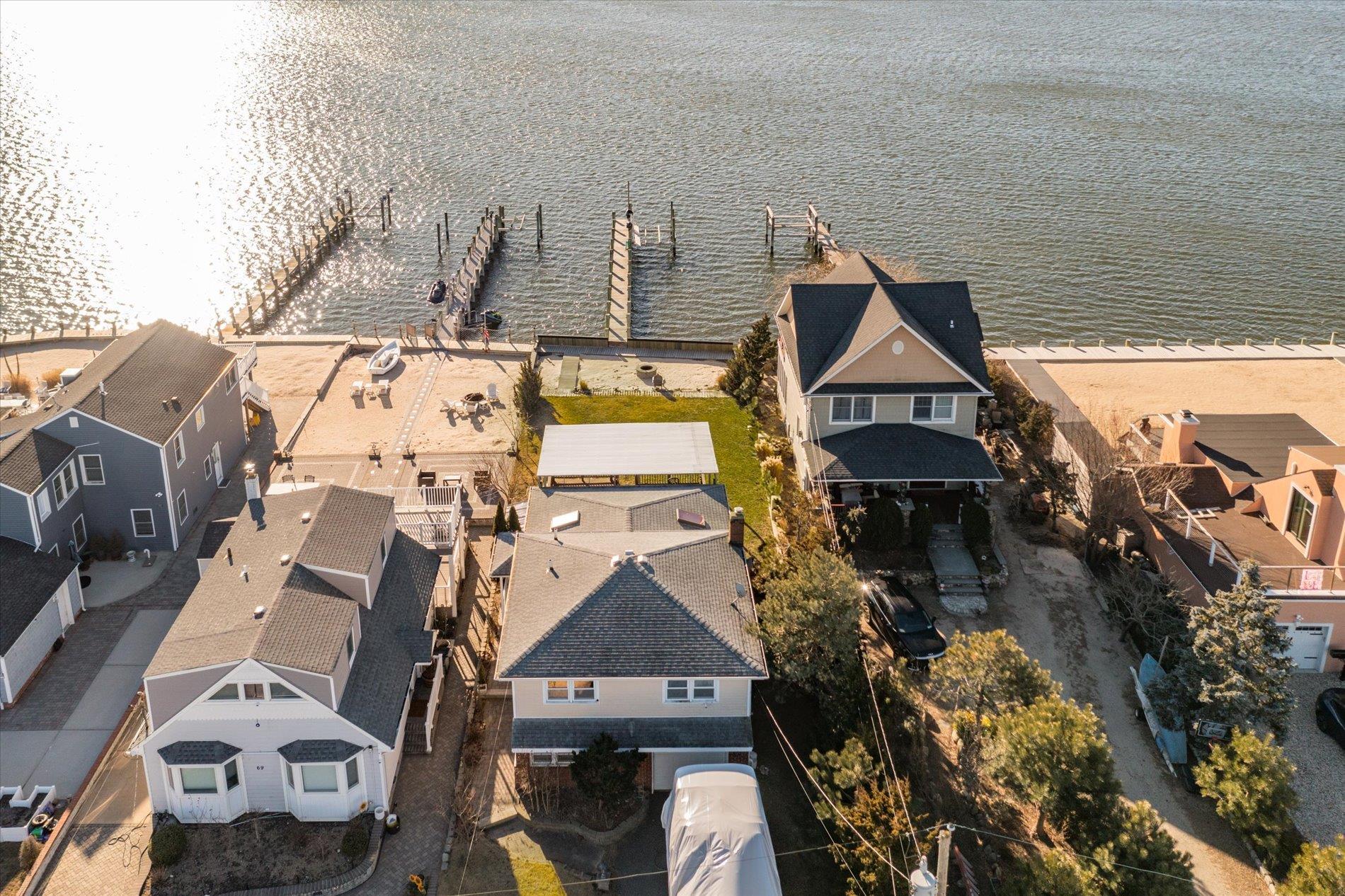 Single Family Beach Promenade  Suffolk County, NY 11757, MLS-810376-4