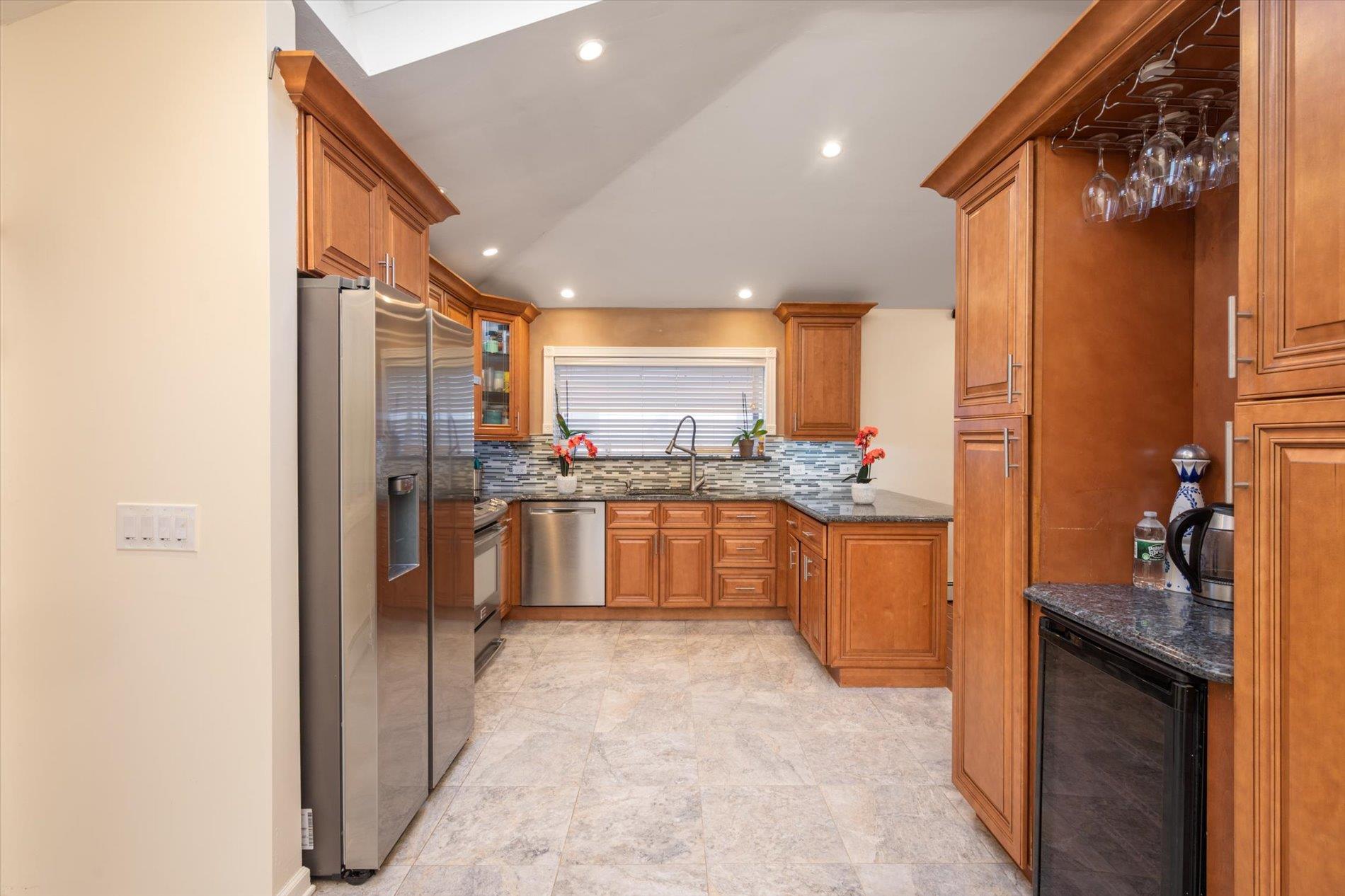 Single Family Beach Promenade  Suffolk County, NY 11757, MLS-810376-8