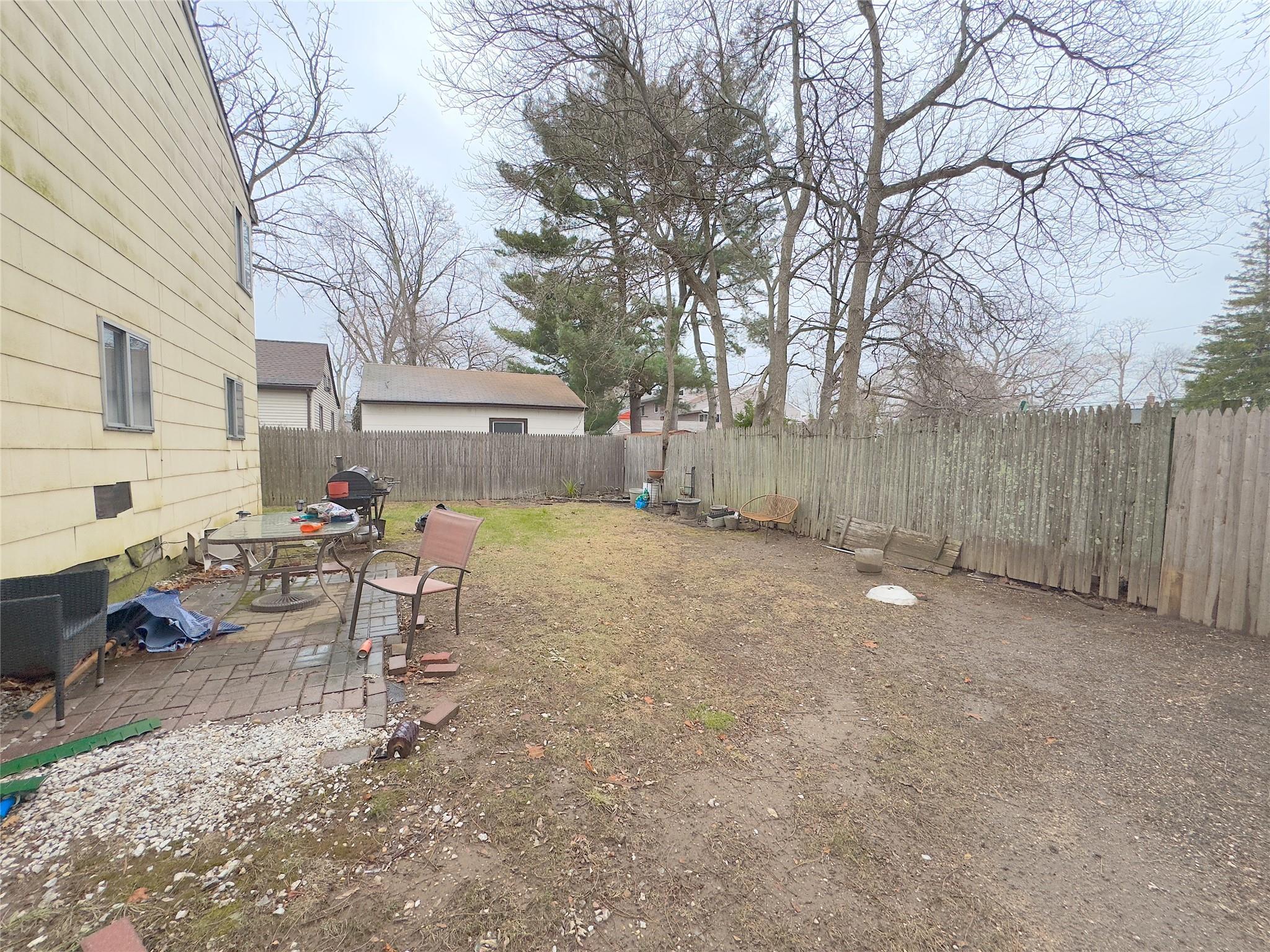 Single Family Willow Street  Suffolk County, NY 11798, MLS-810403-2