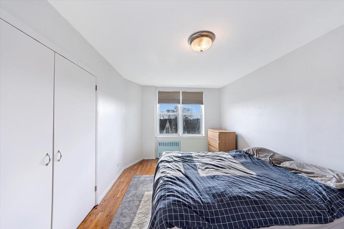 Coop Van Cortlandt Park East  Bronx, NY 10470, MLS-810575-11